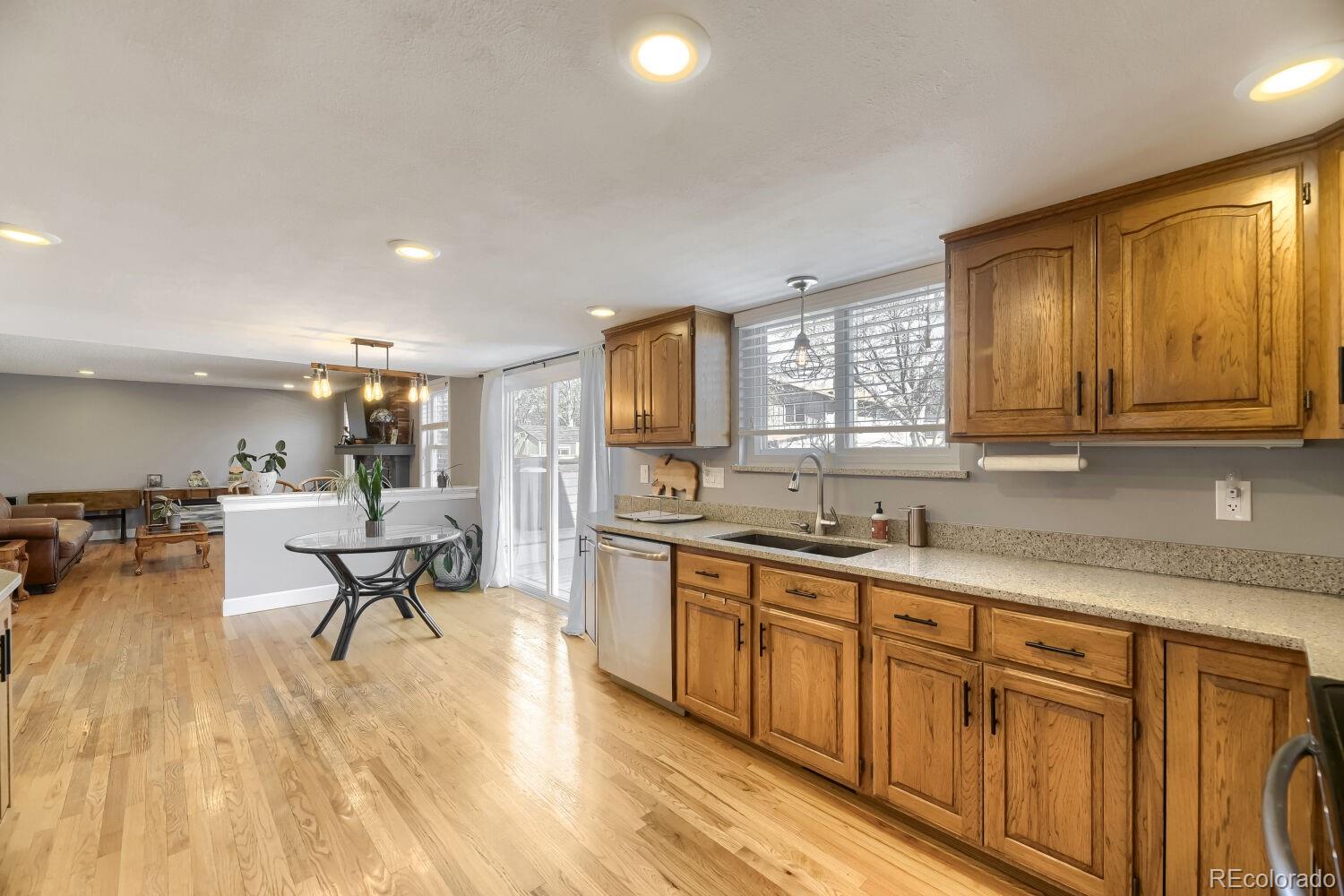 MLS Image #5 for 8330  garland drive,arvada, Colorado
