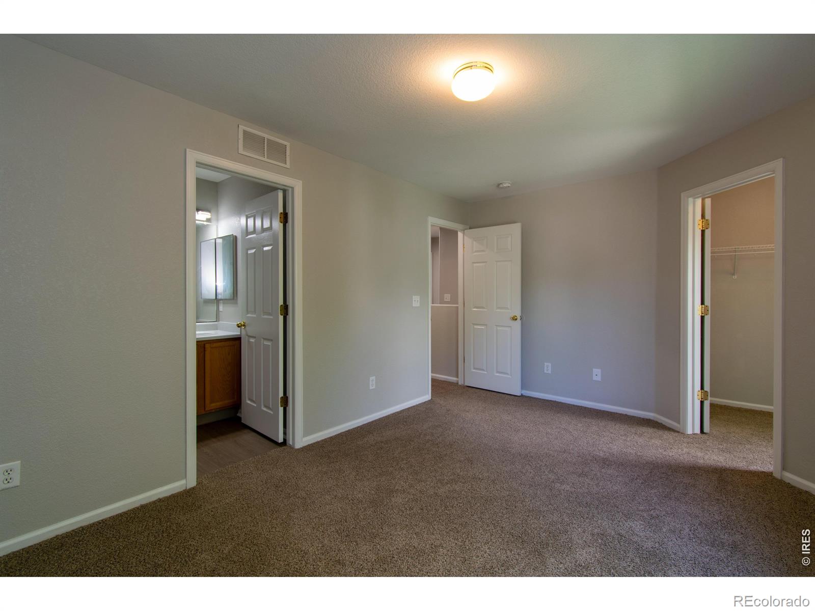 MLS Image #11 for 3326  warren farm drive,fort collins, Colorado