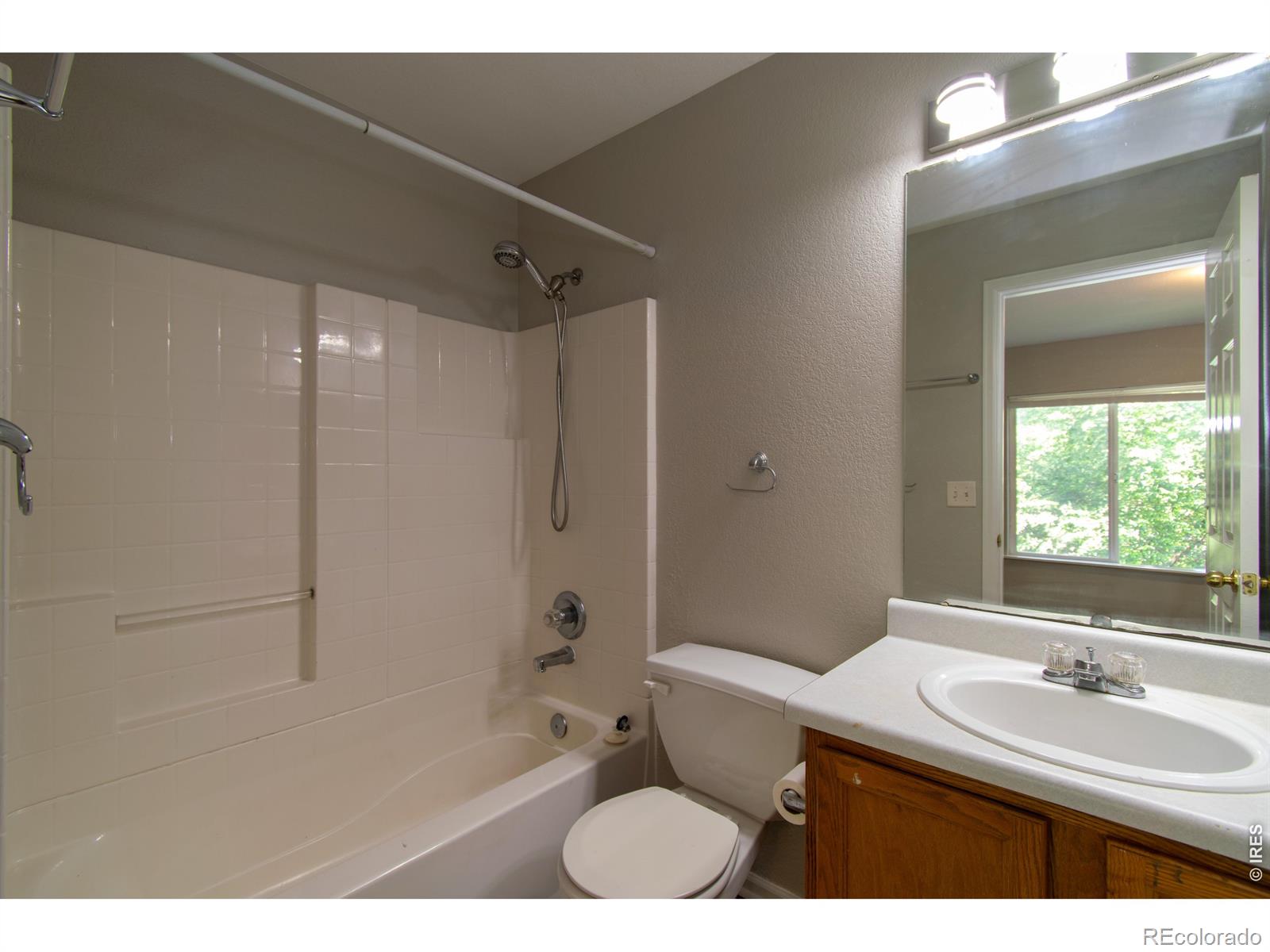 MLS Image #13 for 3326  warren farm drive,fort collins, Colorado