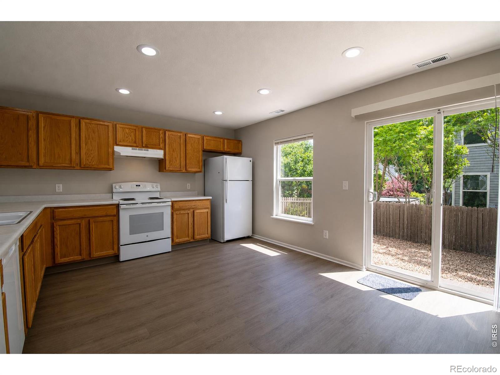 MLS Image #2 for 3326  warren farm drive,fort collins, Colorado