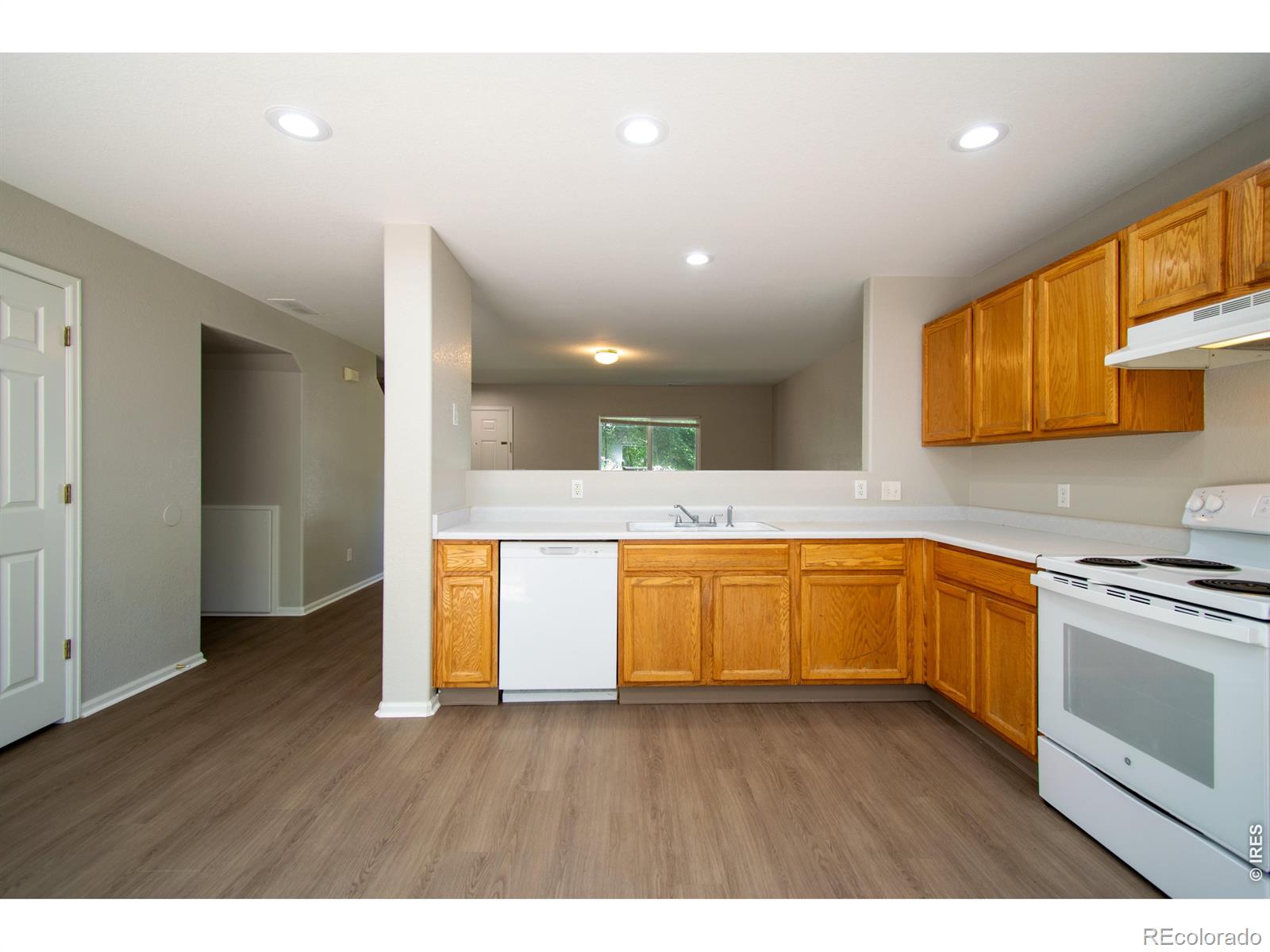 MLS Image #4 for 3326  warren farm drive,fort collins, Colorado