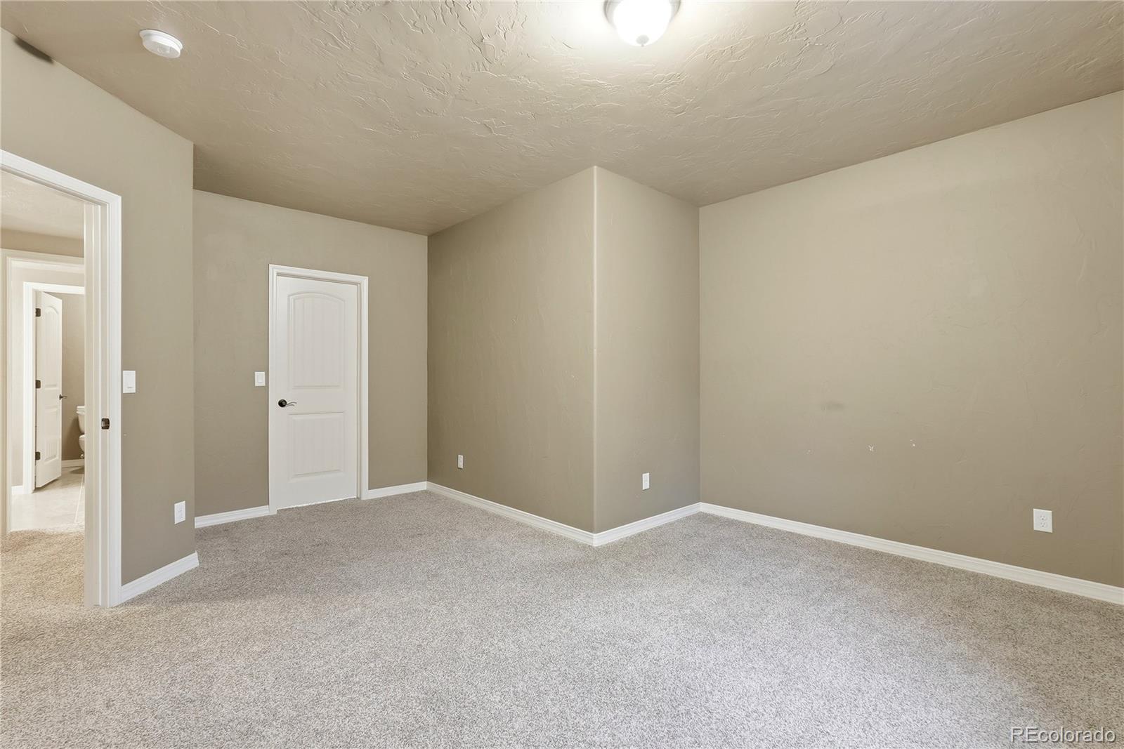 MLS Image #40 for 1908  turnbull drive,colorado springs, Colorado