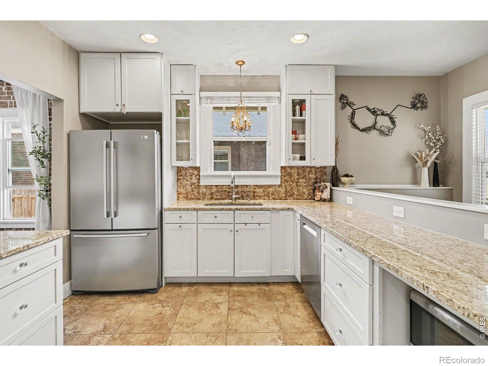 MLS Image #9 for 3411 n vine street,denver, Colorado