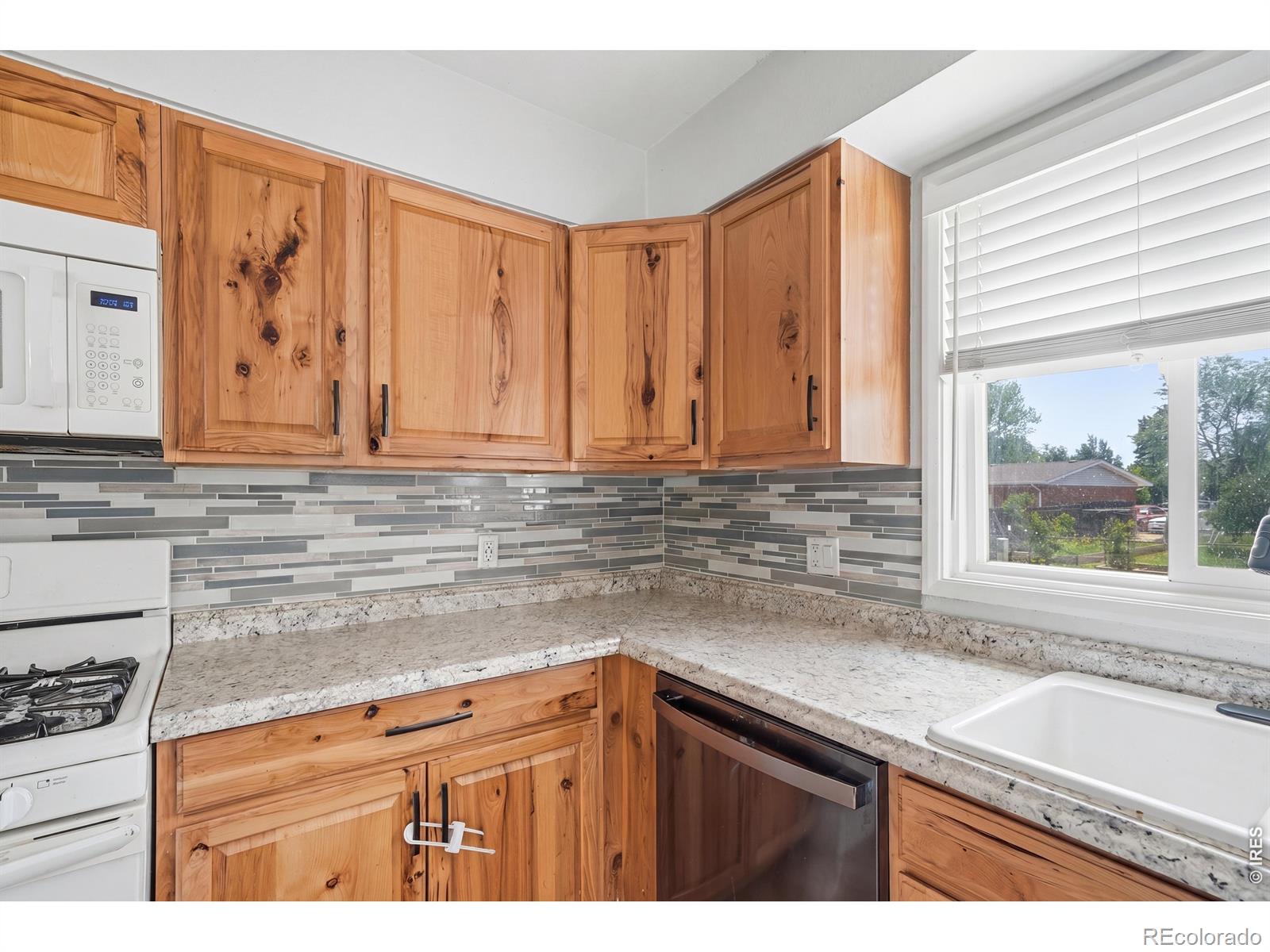 MLS Image #7 for 1510  29th avenue,greeley, Colorado