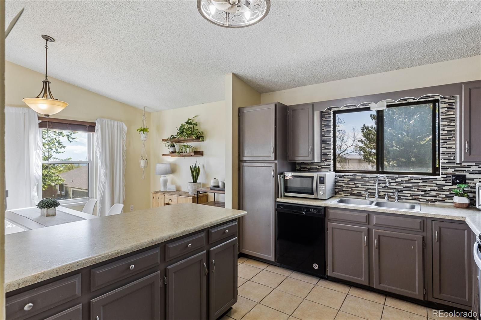MLS Image #18 for 4990  wood brook court,colorado springs, Colorado