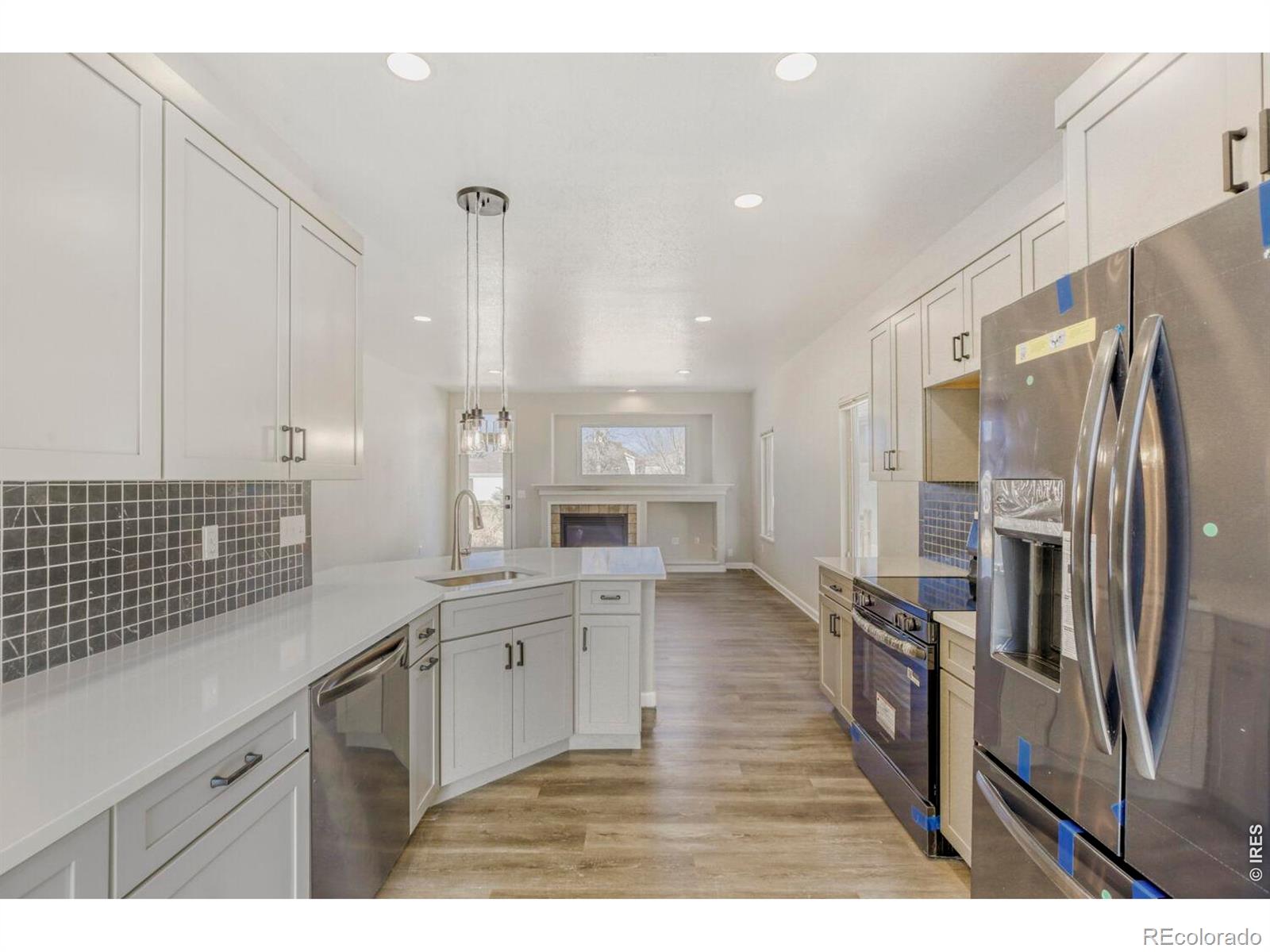 MLS Image #4 for 1966  hillside place,windsor, Colorado