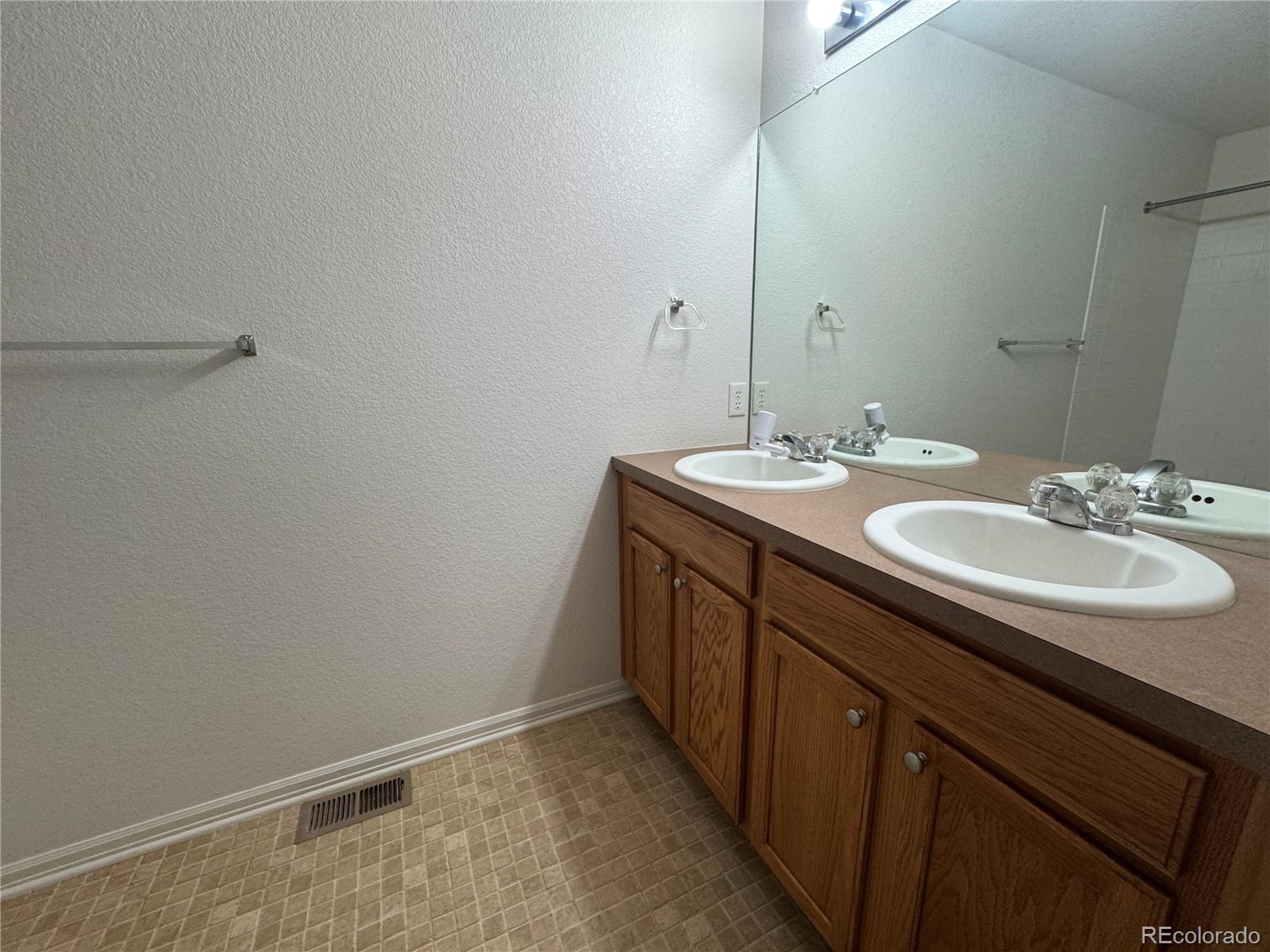MLS Image #18 for 15612 e 96th way 30b,commerce city, Colorado
