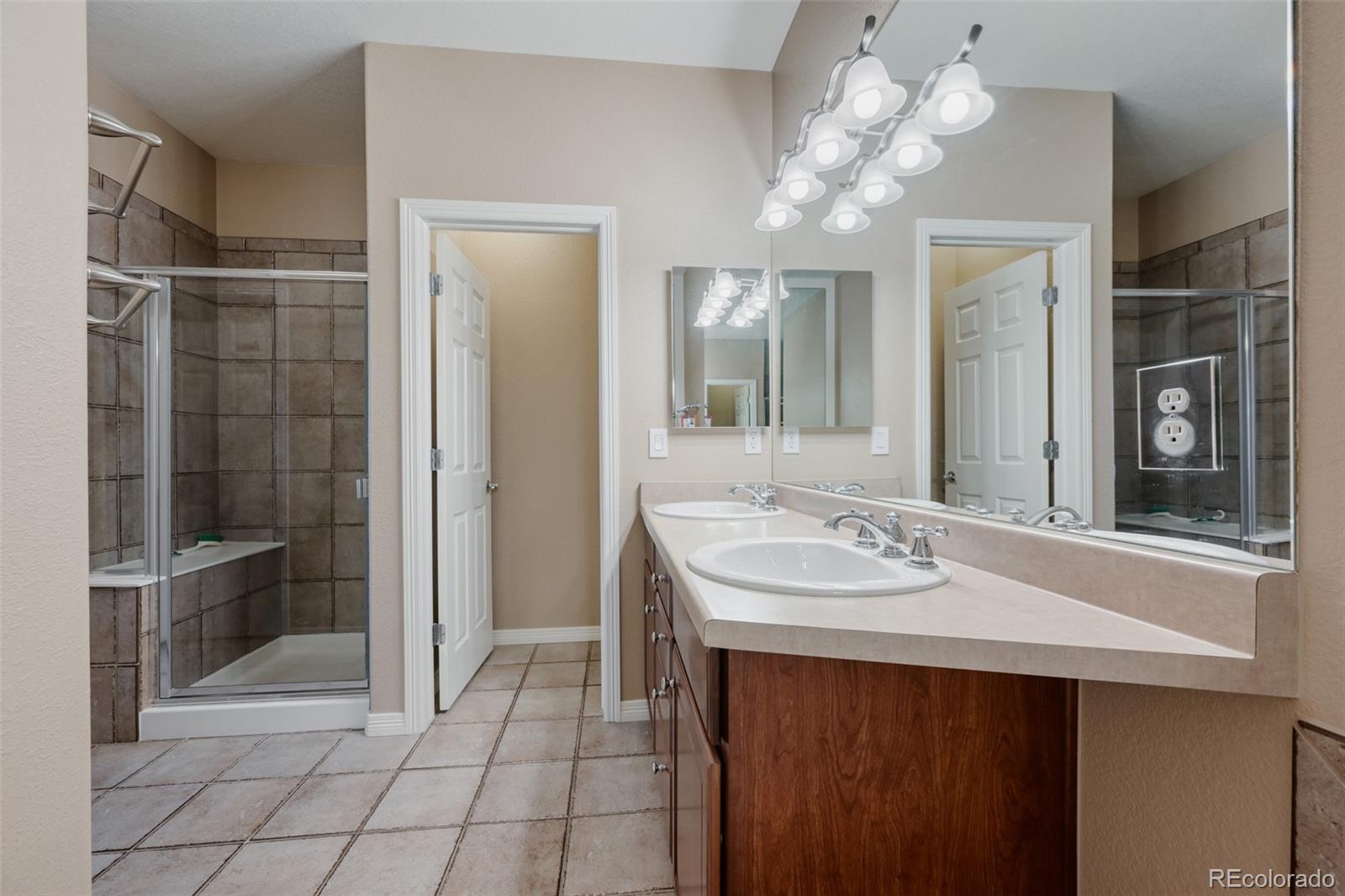 MLS Image #16 for 6696 s shawnee street,aurora, Colorado
