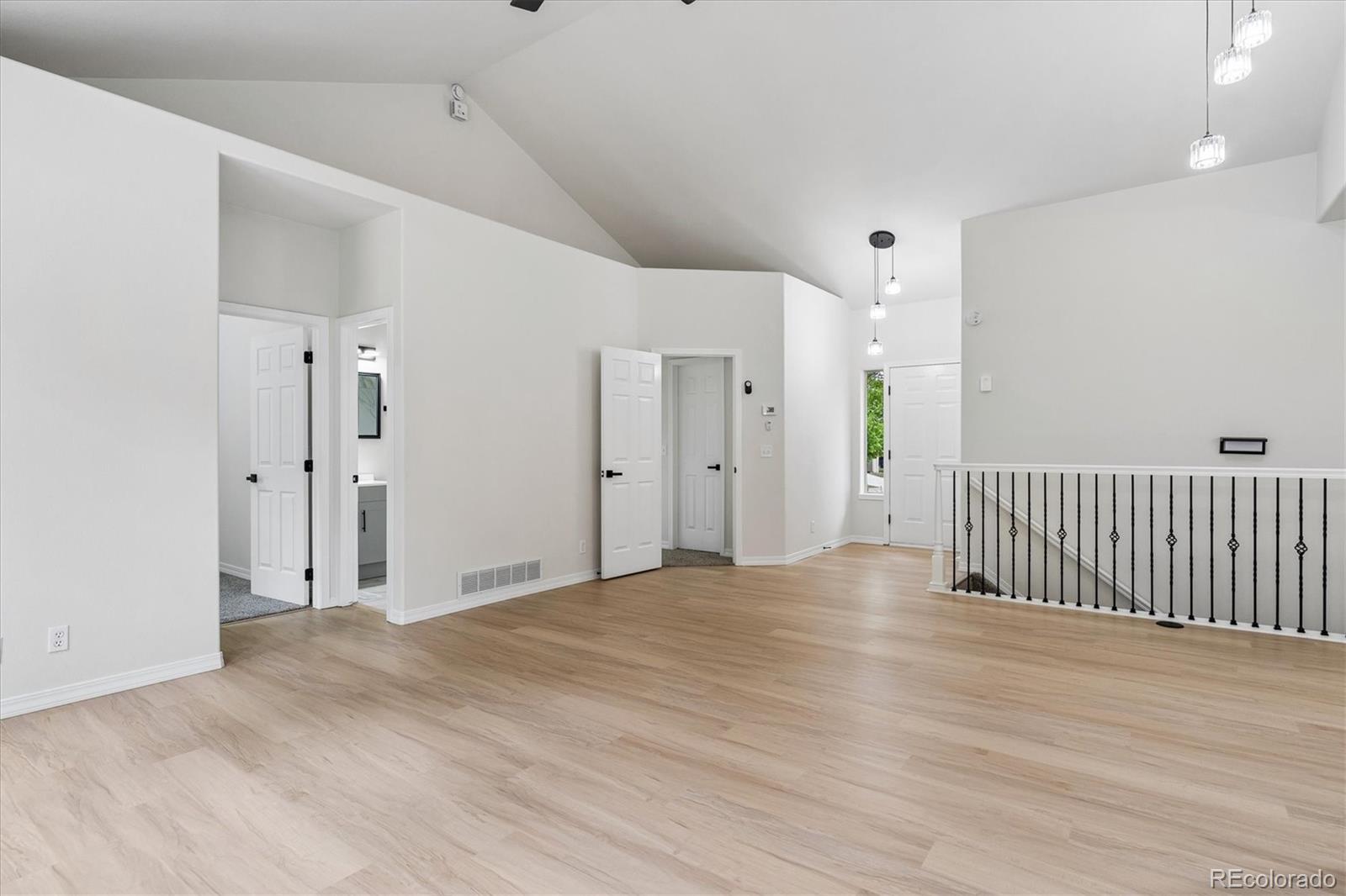 MLS Image #5 for 5715  velvet court,colorado springs, Colorado
