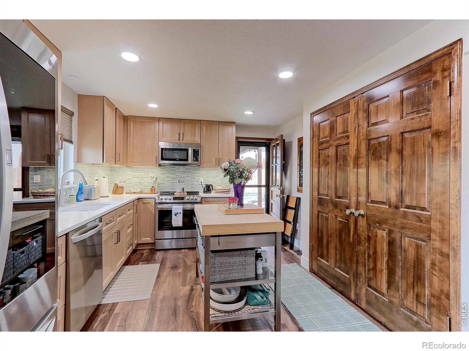 MLS Image #11 for 8118 w 69th way,arvada, Colorado