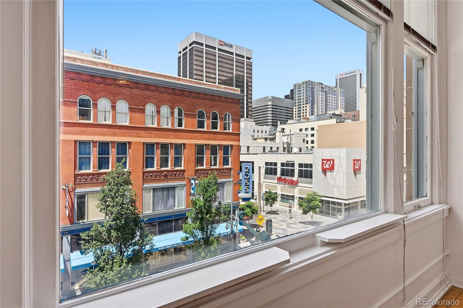 MLS Image #7 for 720  16th street,denver, Colorado