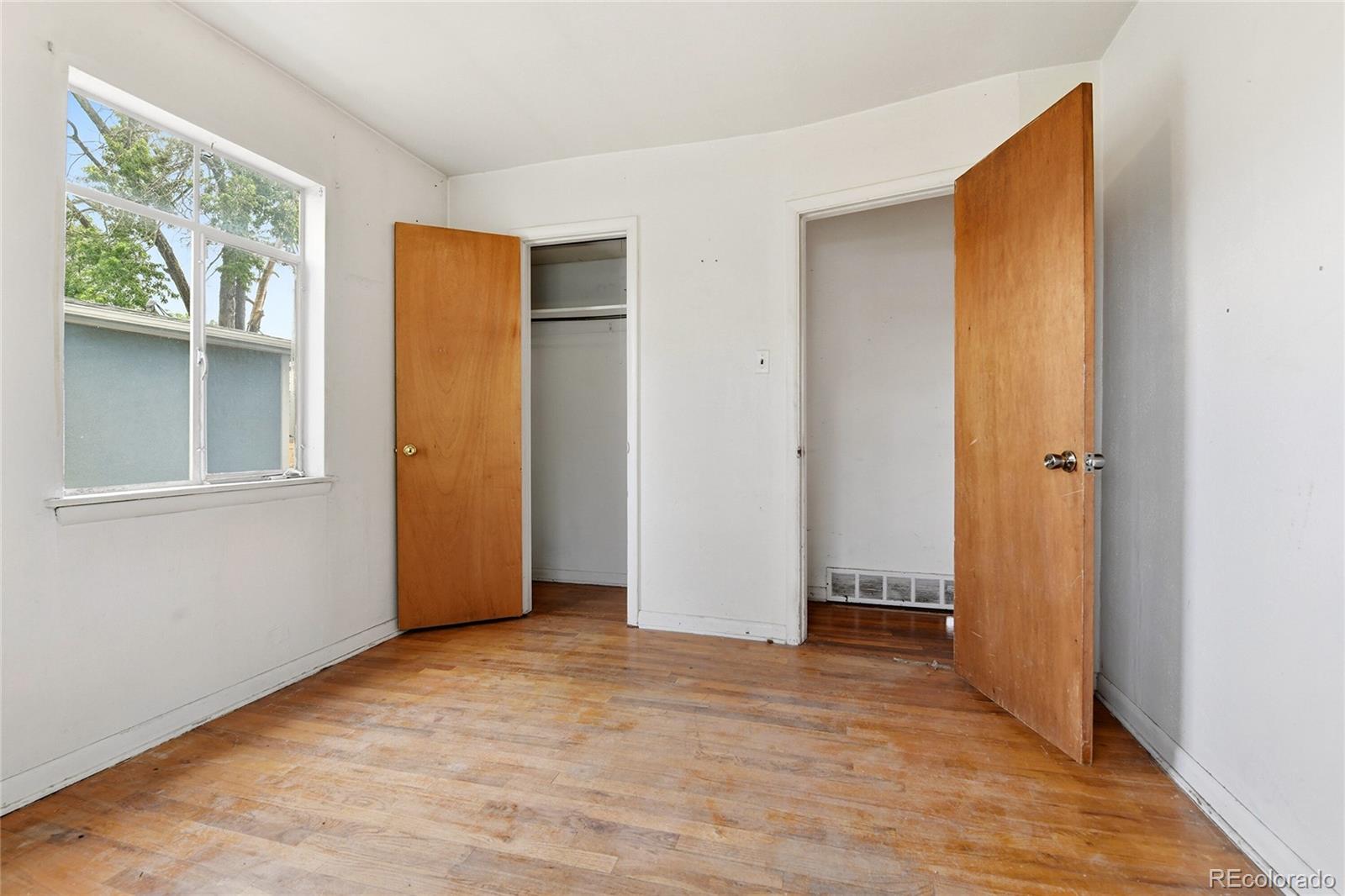 MLS Image #13 for 3817 s inca street,englewood, Colorado