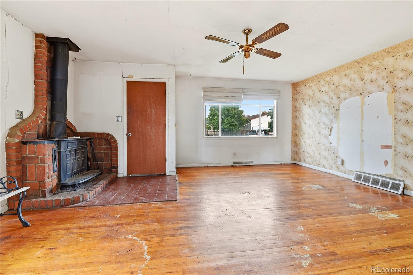 MLS Image #2 for 3817 s inca street,englewood, Colorado