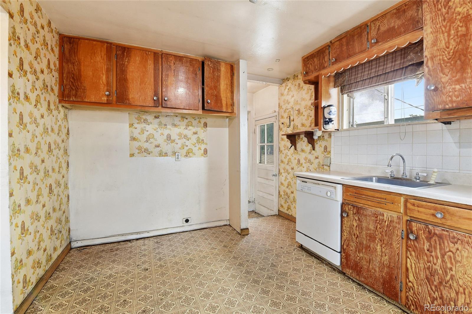 MLS Image #6 for 3817 s inca street,englewood, Colorado