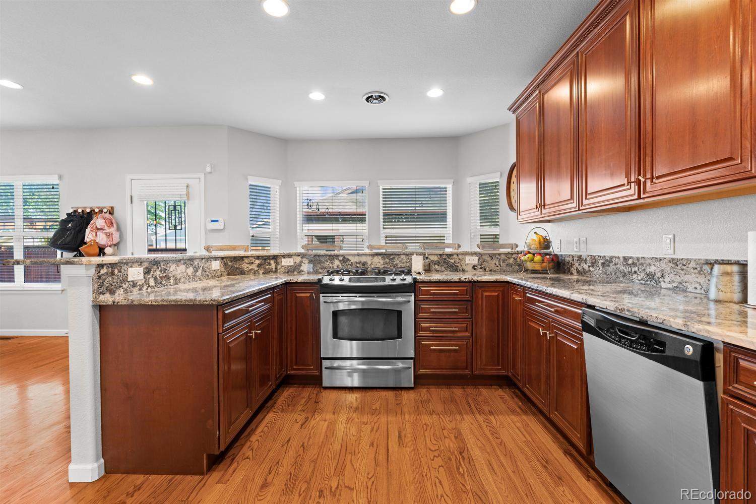 MLS Image #11 for 1017 s krameria street,denver, Colorado