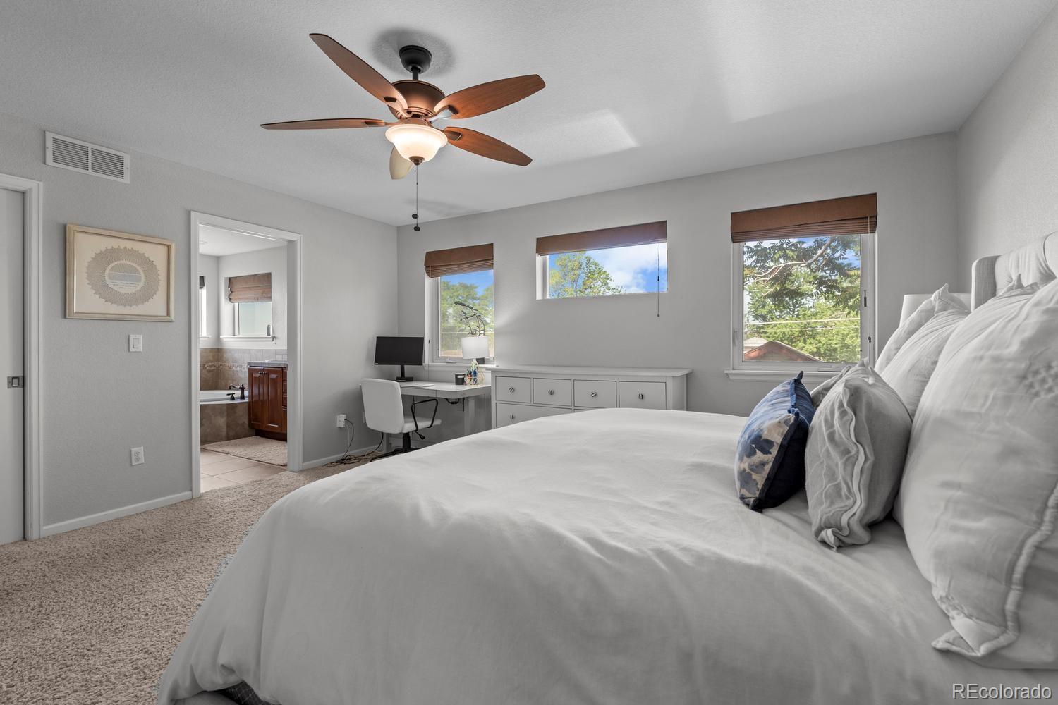 MLS Image #17 for 1017 s krameria street,denver, Colorado