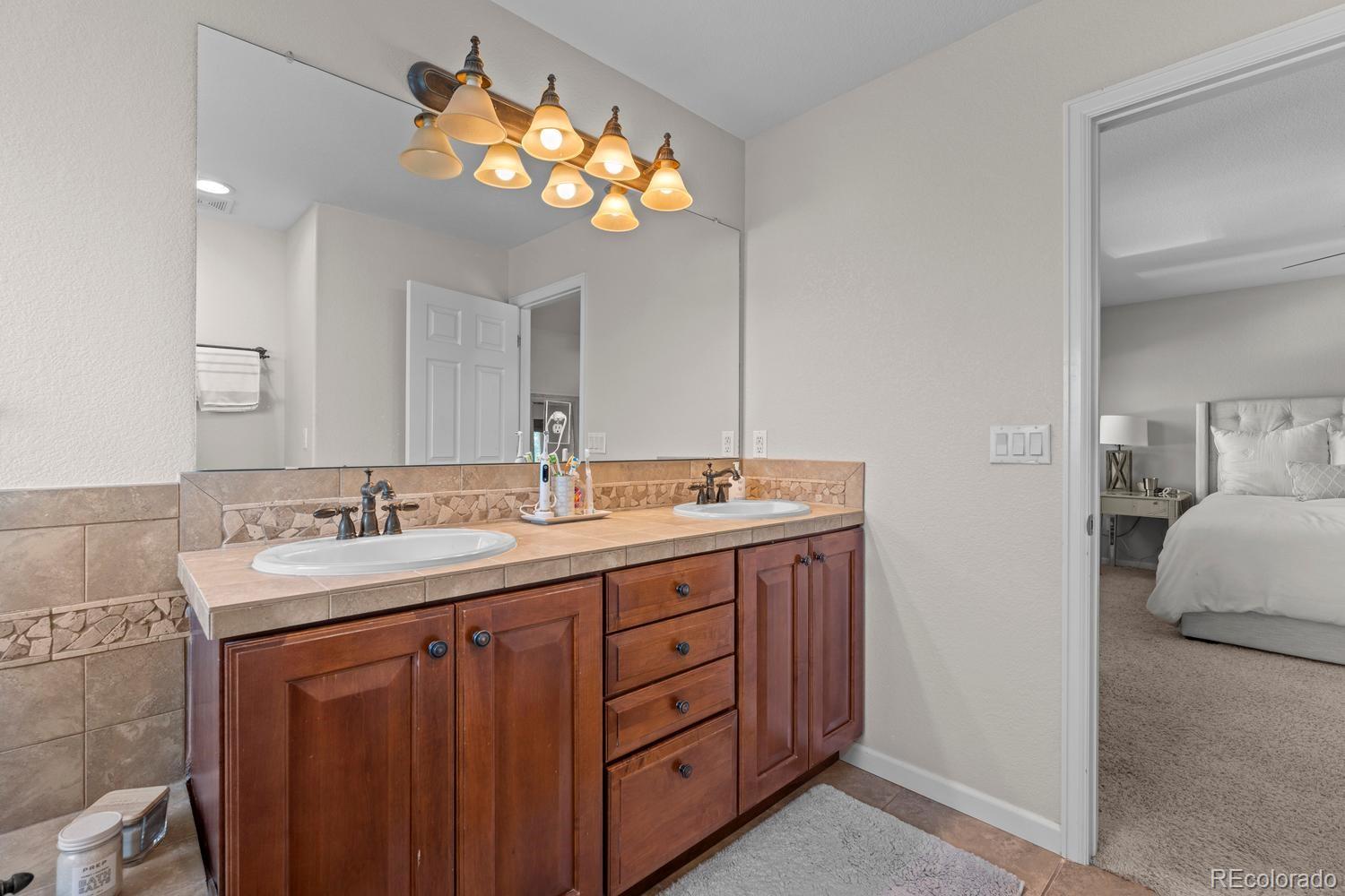 MLS Image #20 for 1017 s krameria street,denver, Colorado