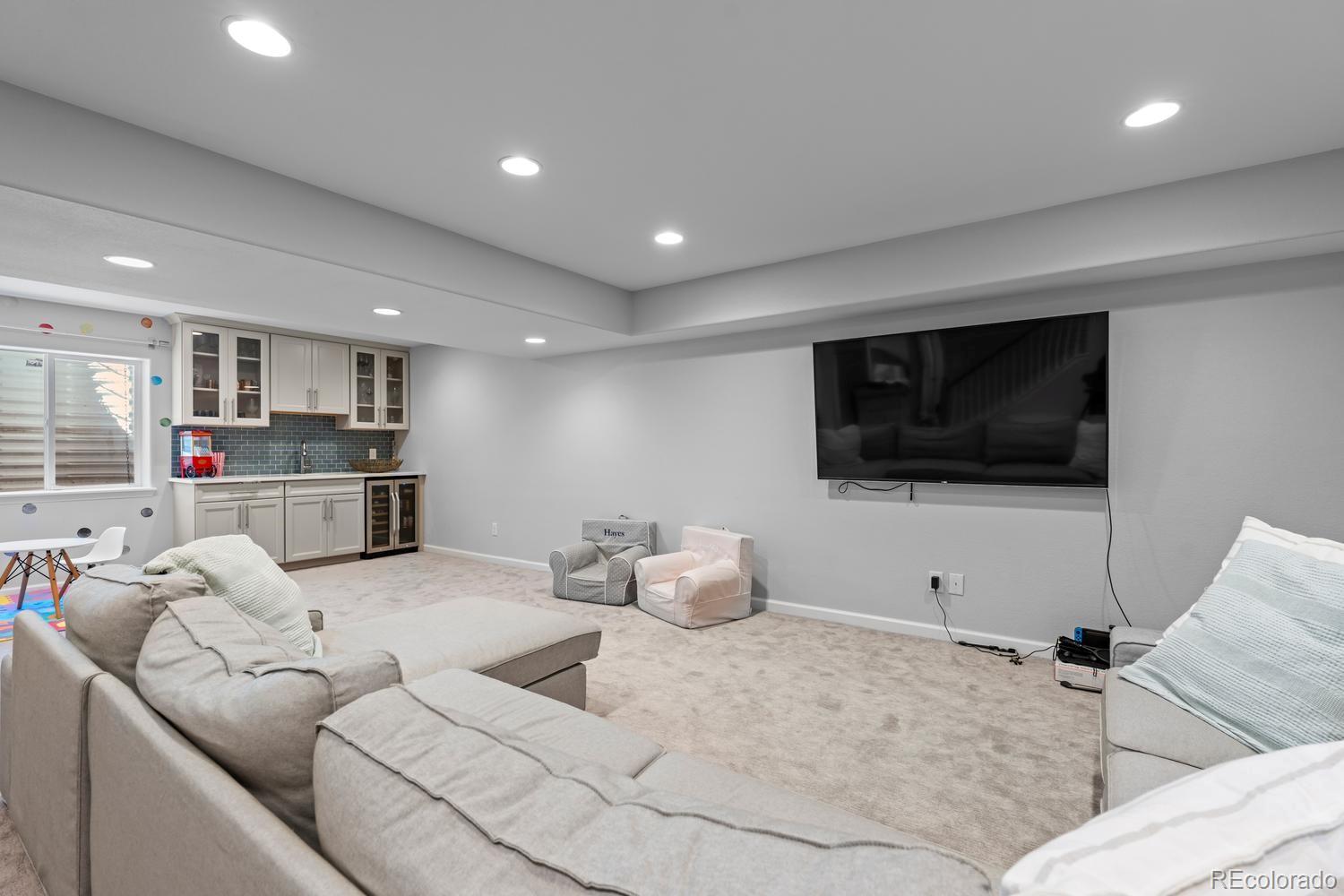 MLS Image #27 for 1017 s krameria street,denver, Colorado