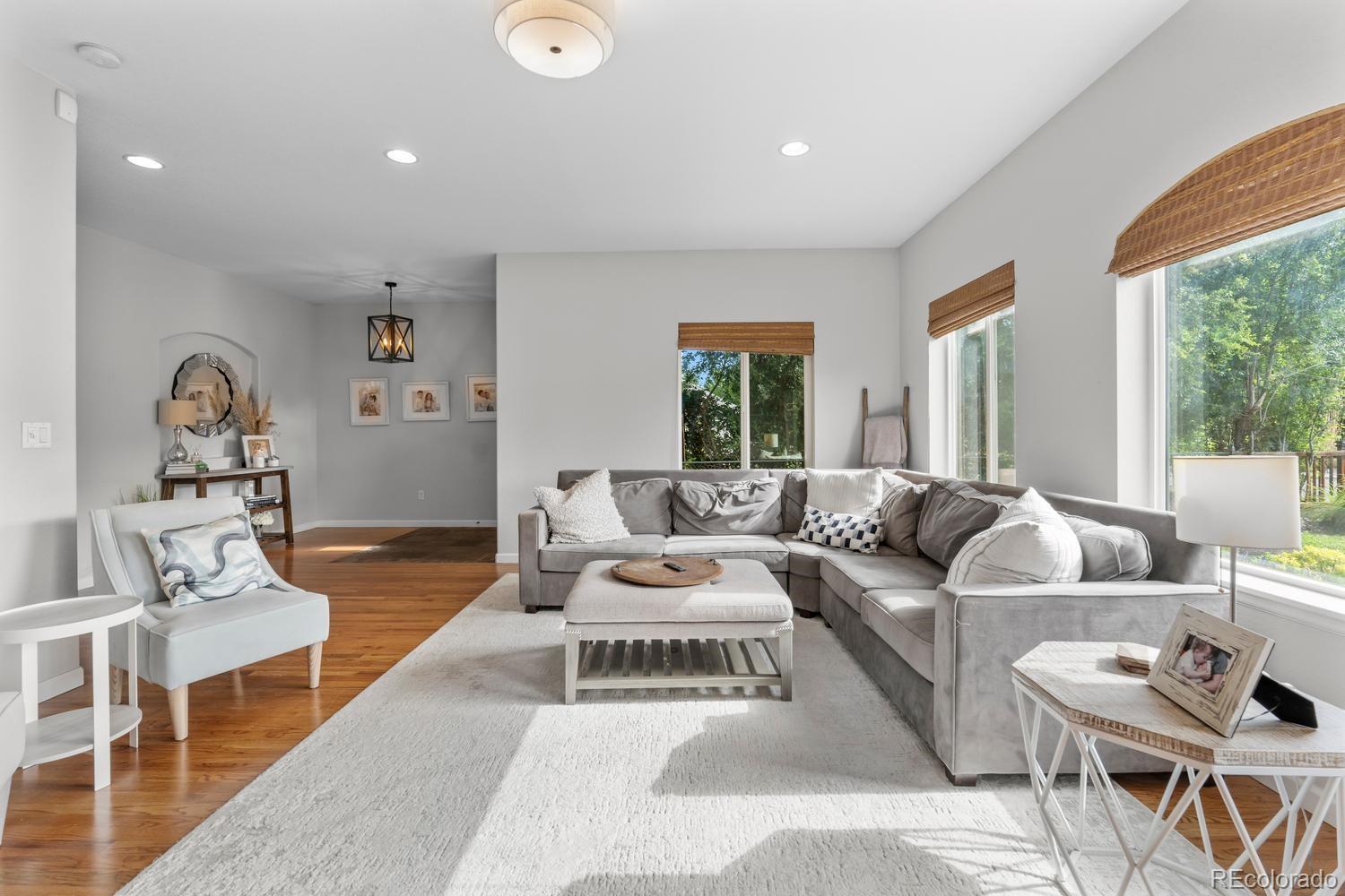 MLS Image #3 for 1017 s krameria street,denver, Colorado