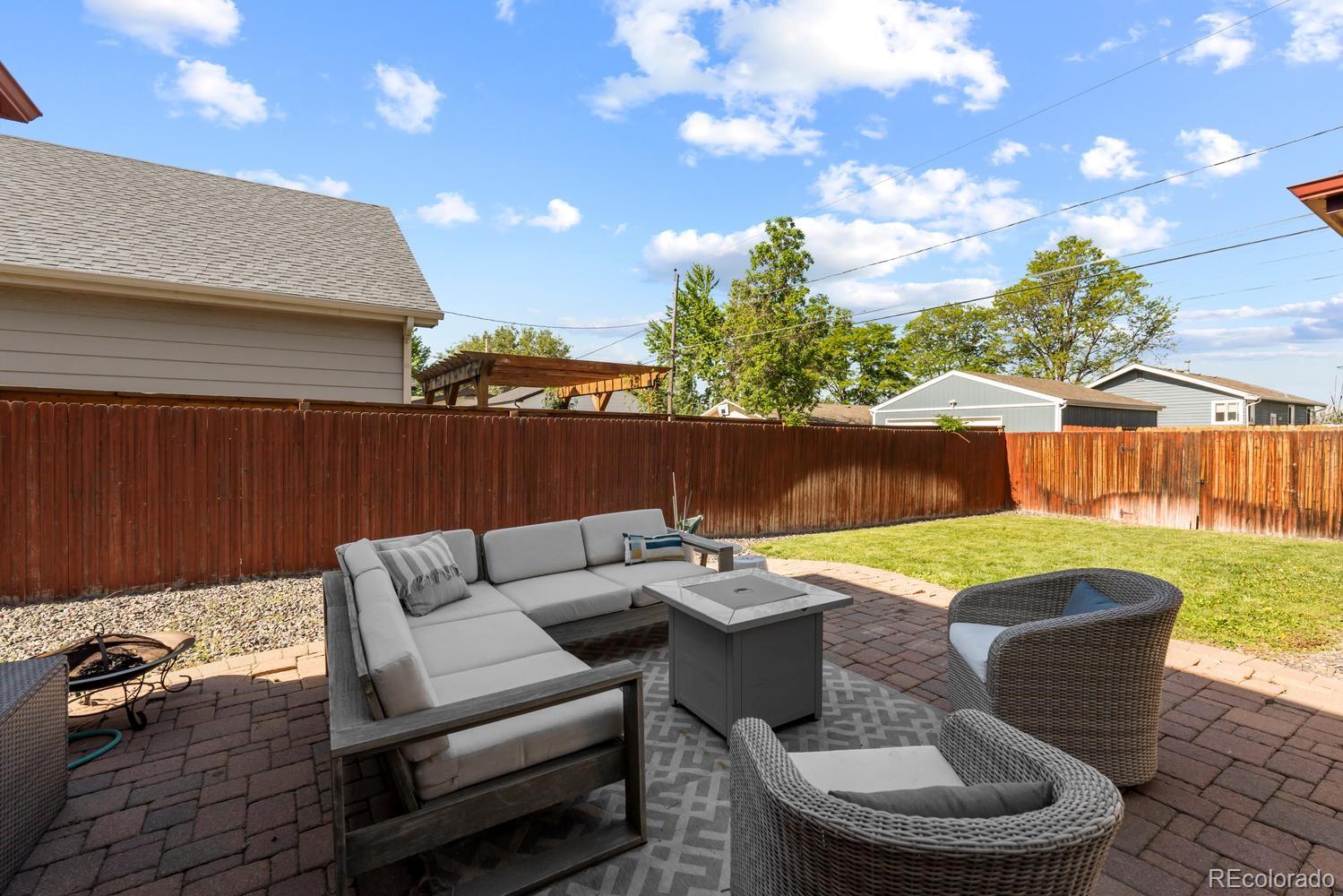 MLS Image #37 for 1017 s krameria street,denver, Colorado