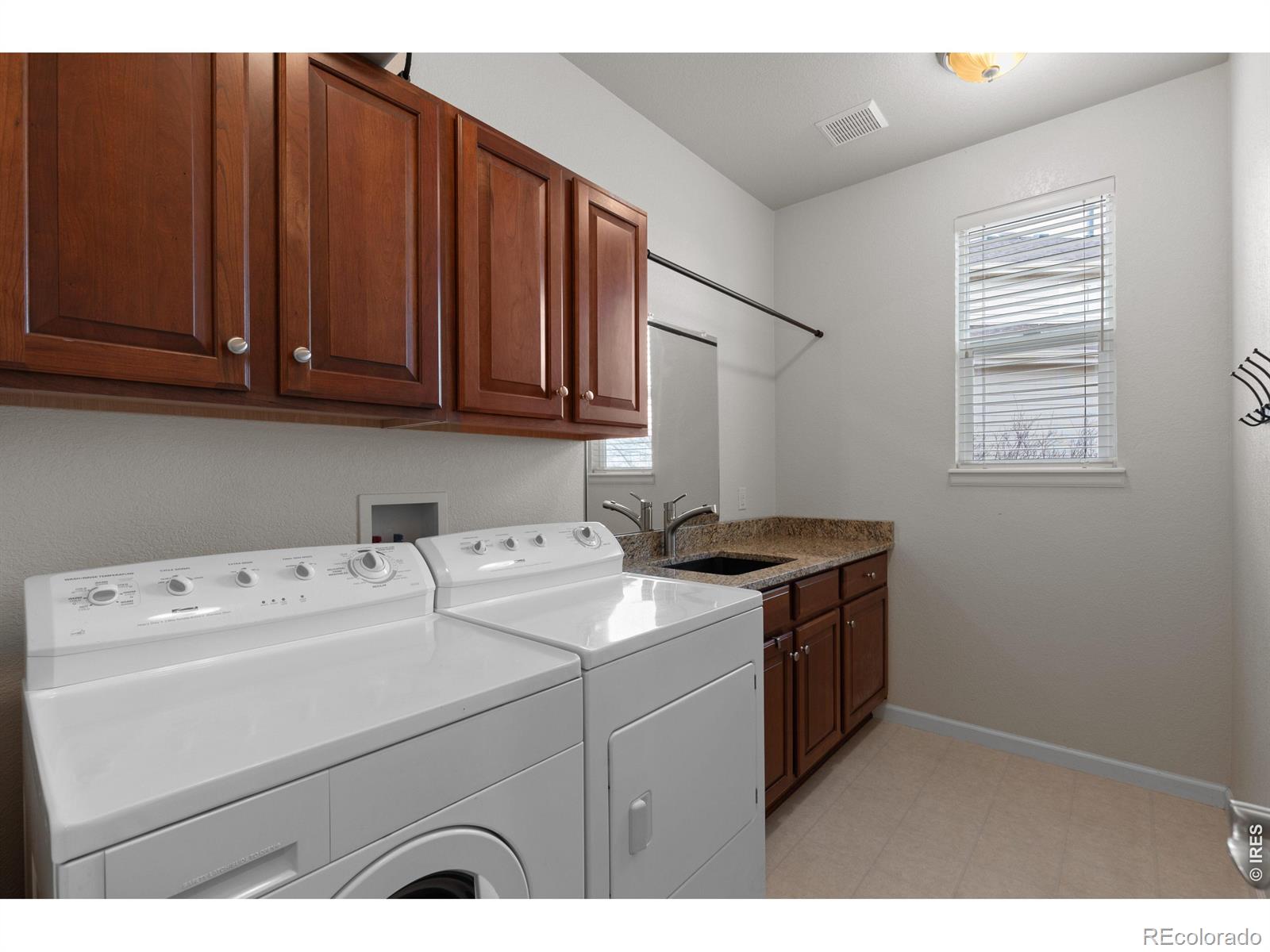 MLS Image #28 for 868  bramblewood drive,castle pines, Colorado