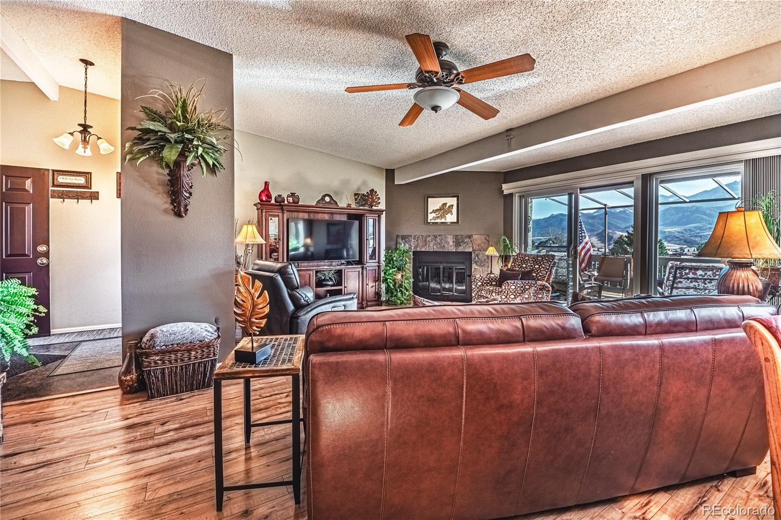 MLS Image #12 for 1126  fontmore road,colorado springs, Colorado