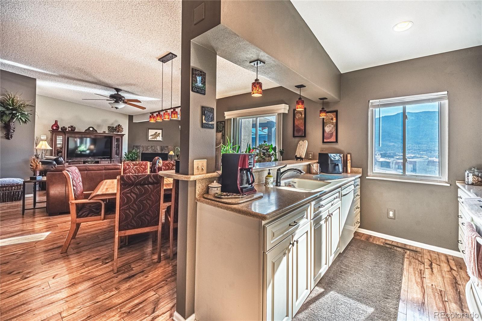 MLS Image #15 for 1126  fontmore road,colorado springs, Colorado