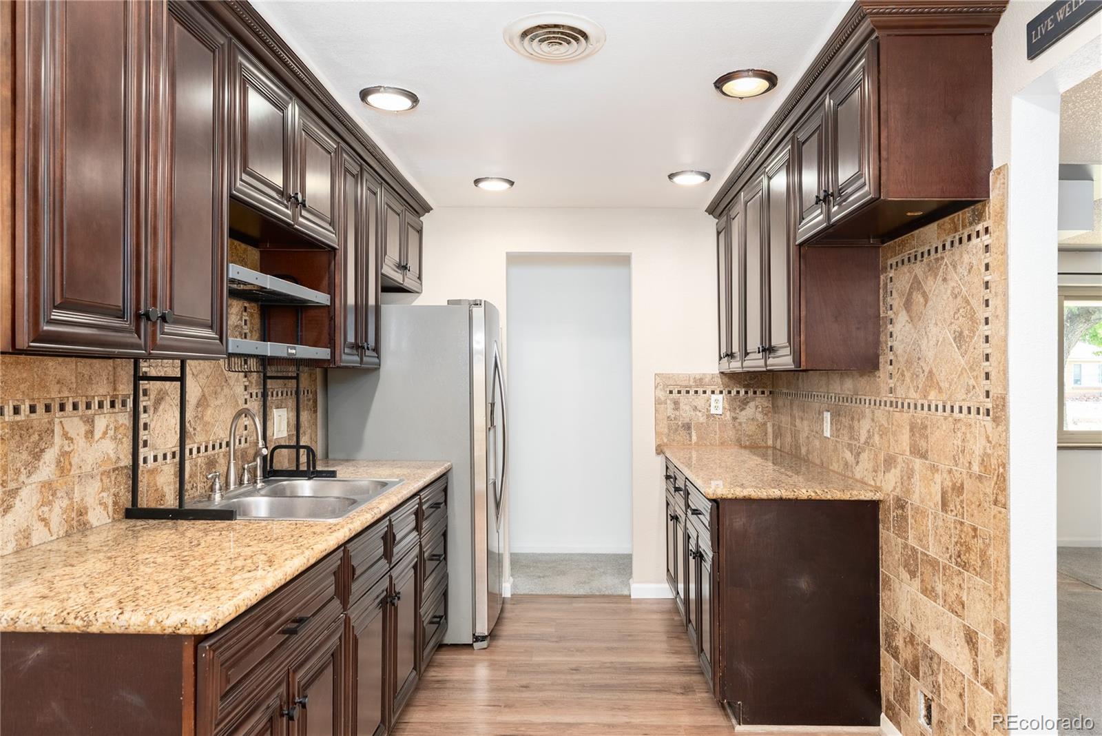MLS Image #11 for 465 s eliot street,denver, Colorado