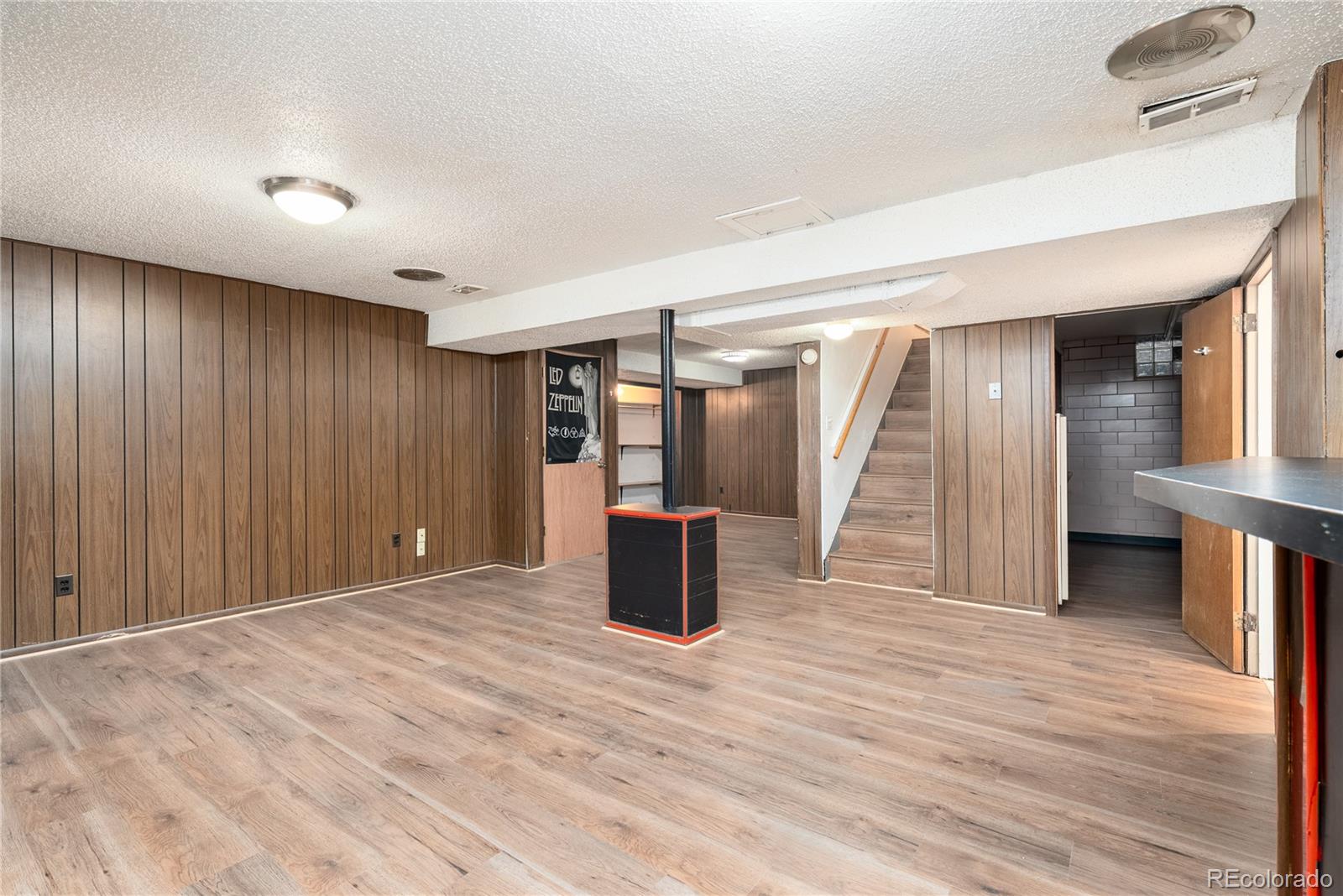 MLS Image #23 for 465 s eliot street,denver, Colorado
