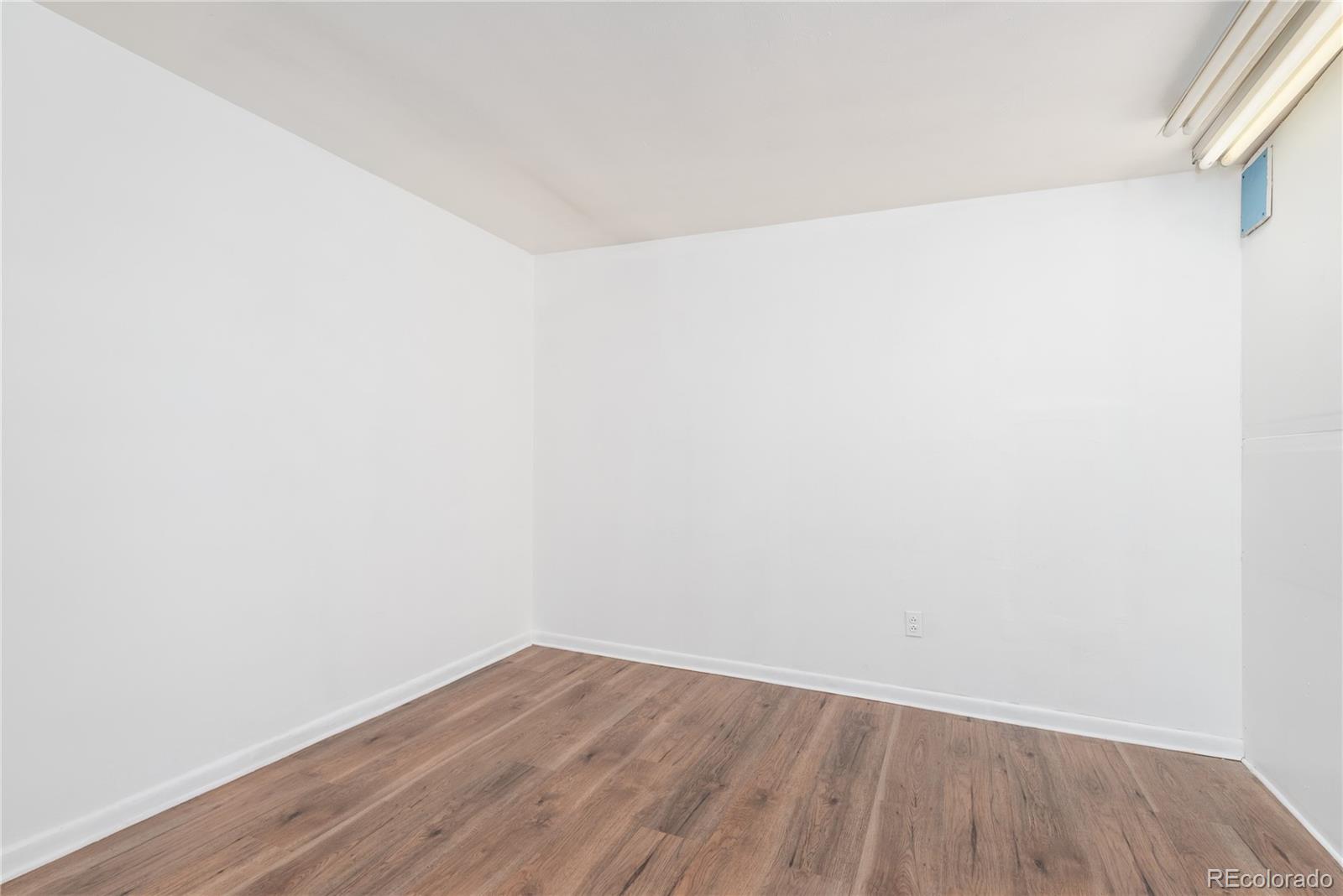 MLS Image #28 for 465 s eliot street,denver, Colorado