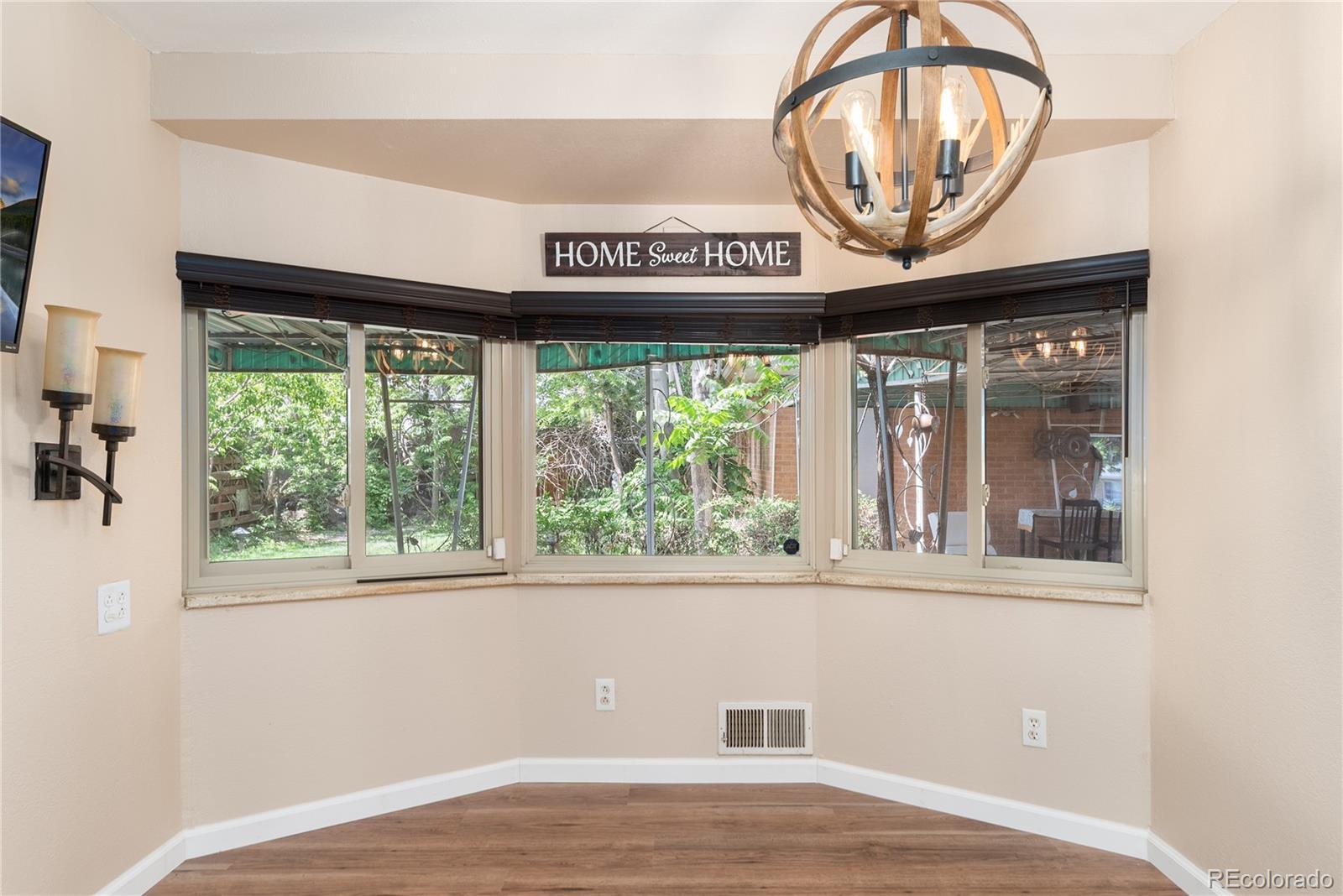 MLS Image #9 for 465 s eliot street,denver, Colorado
