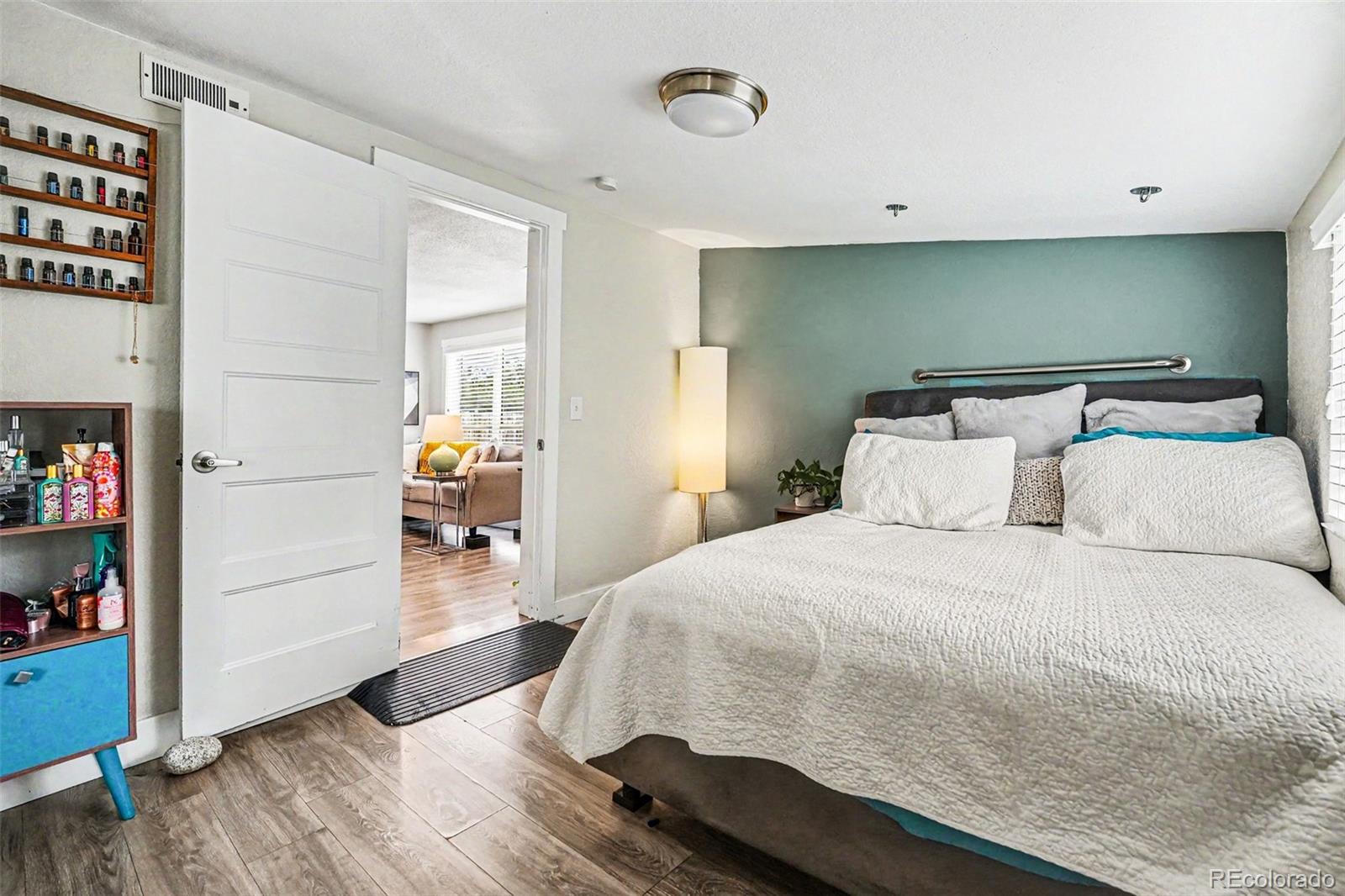 MLS Image #15 for 624  stuart street,denver, Colorado