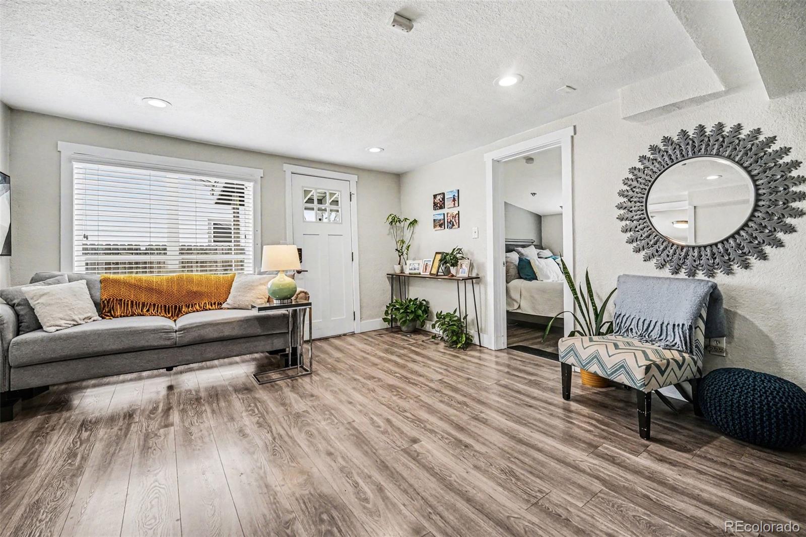 MLS Image #4 for 624  stuart street,denver, Colorado