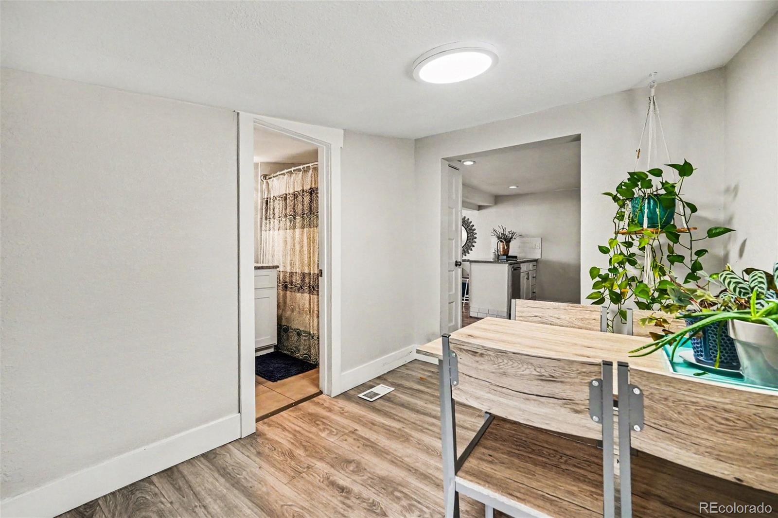 MLS Image #7 for 624  stuart street,denver, Colorado