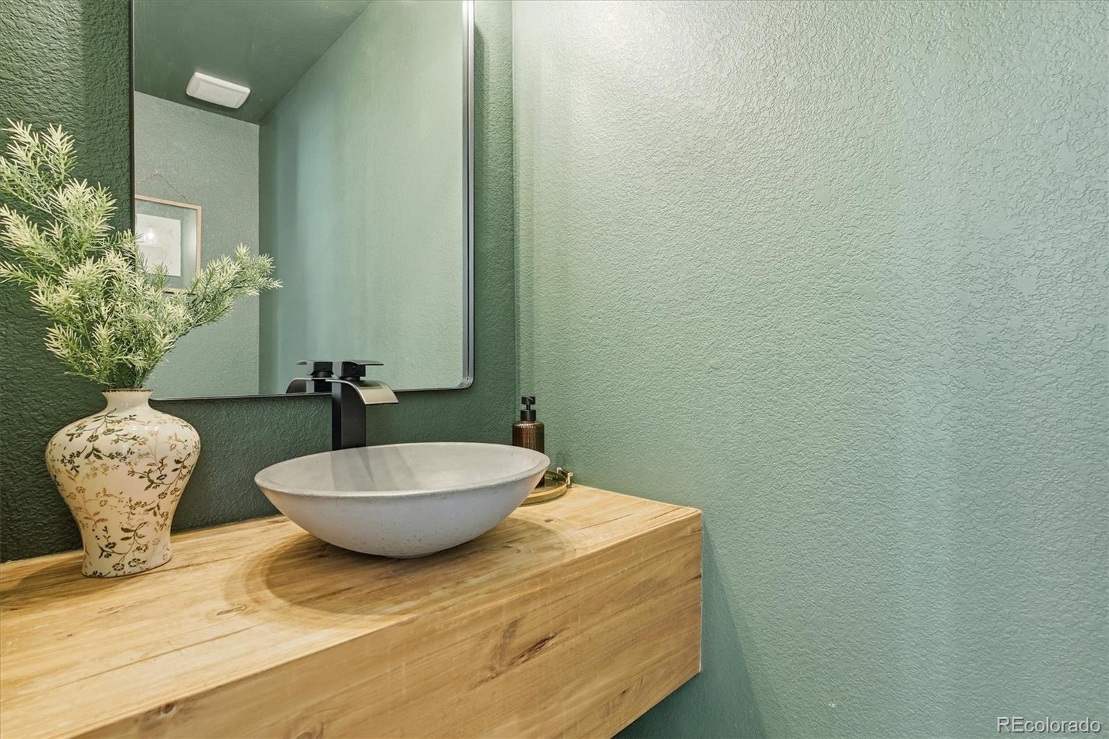 MLS Image #17 for 867  sagebrush ,lochbuie, Colorado