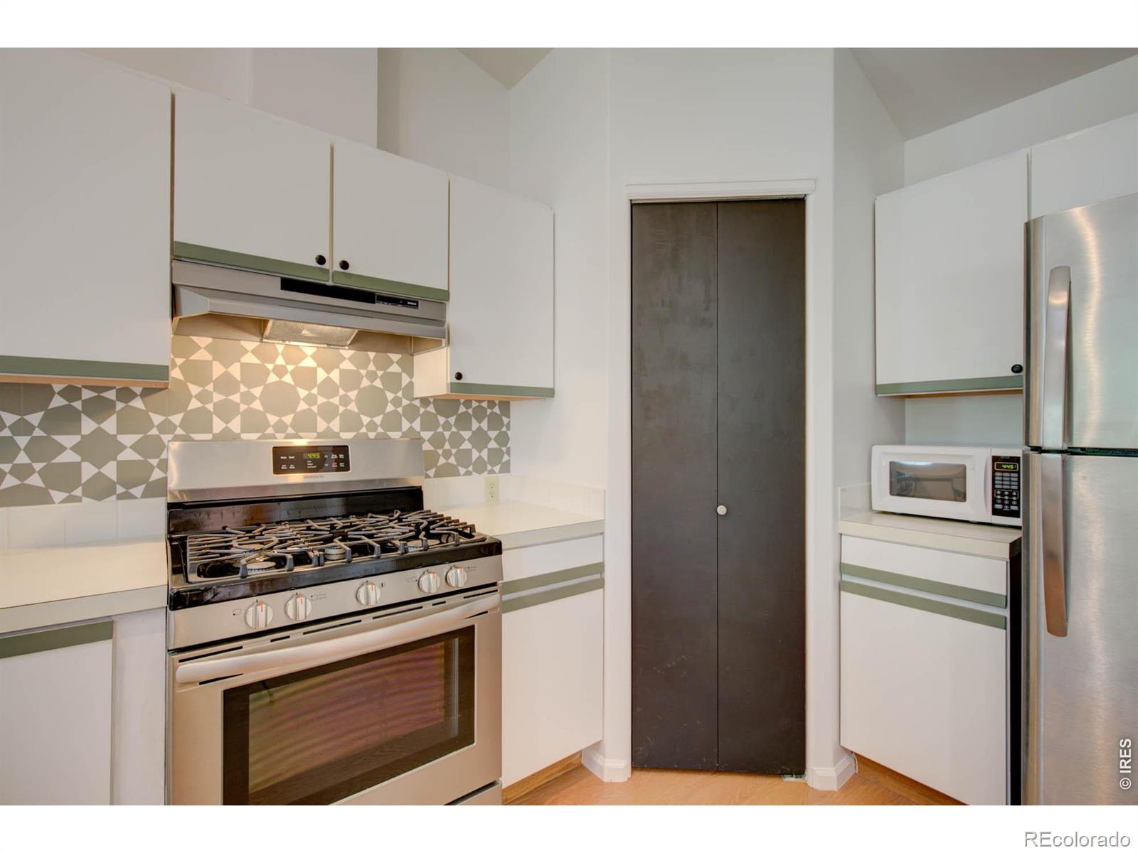 MLS Image #12 for 213  welch drive,lyons, Colorado