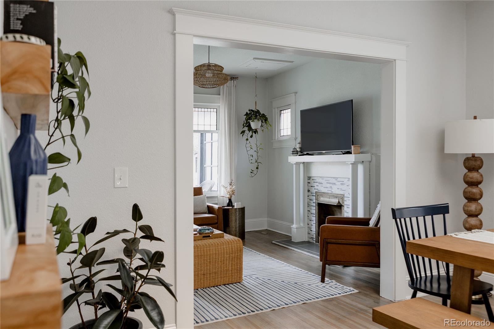 MLS Image #13 for 863 s pearl street,denver, Colorado