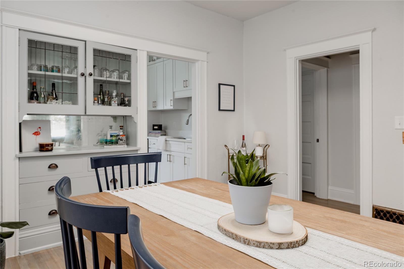MLS Image #14 for 863 s pearl street,denver, Colorado
