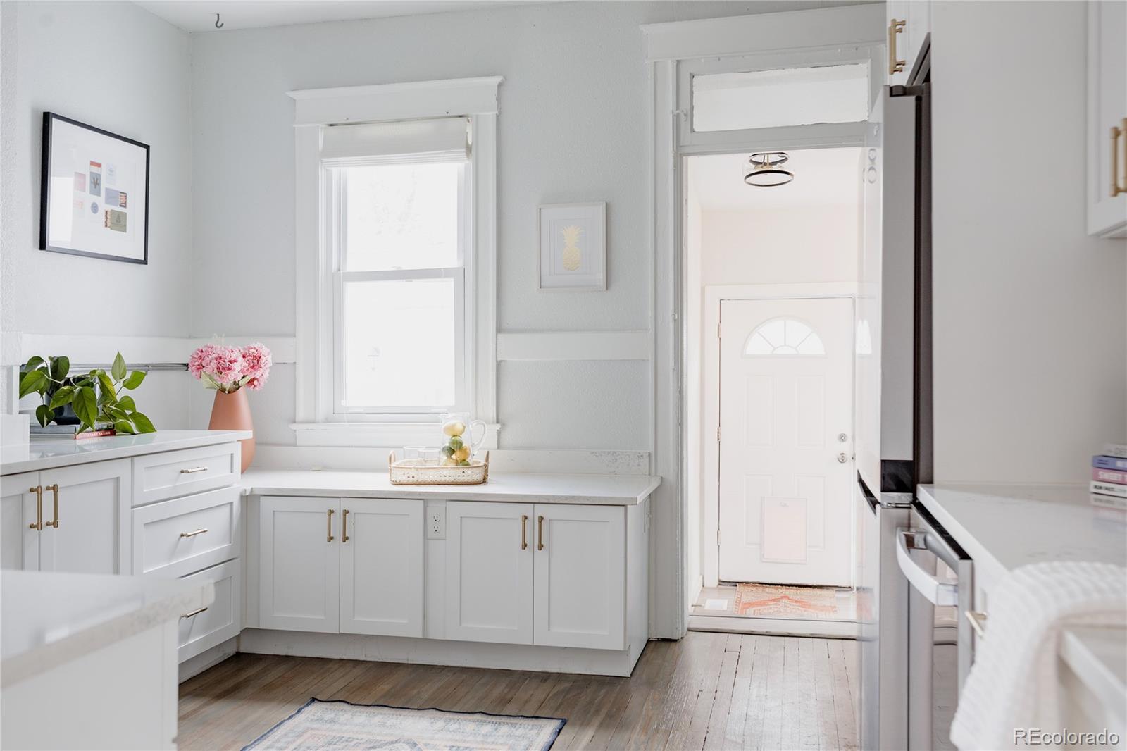 MLS Image #17 for 863 s pearl street,denver, Colorado