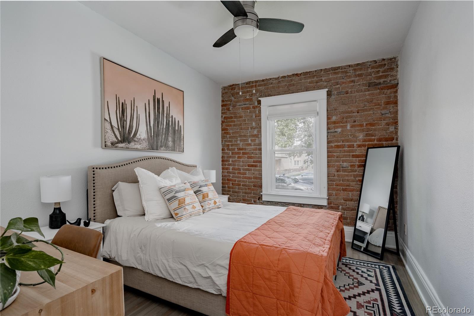 MLS Image #28 for 863 s pearl street,denver, Colorado