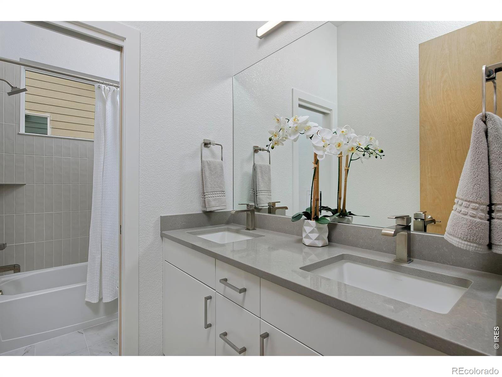 MLS Image #15 for 729  kubat lane,longmont, Colorado
