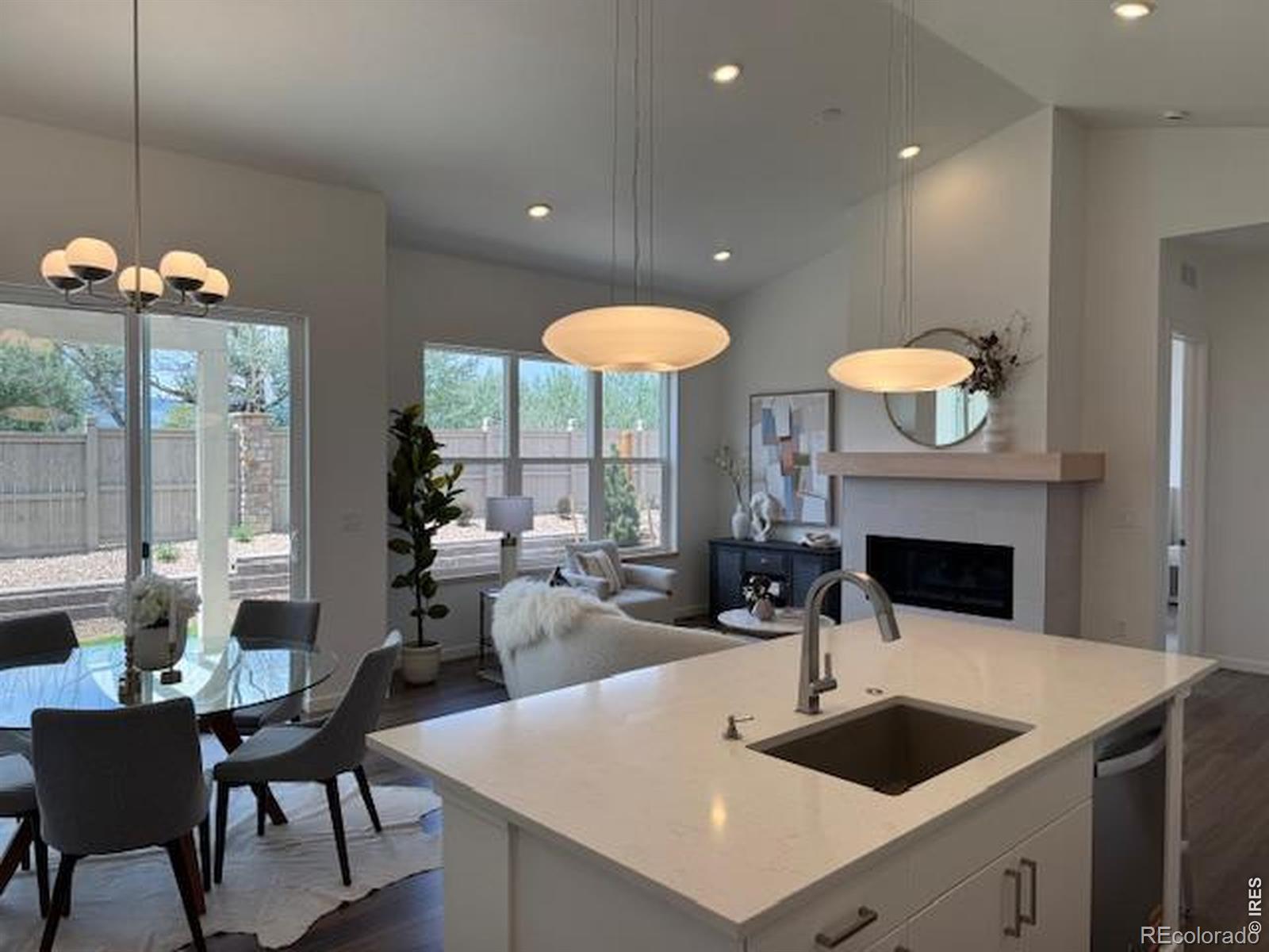 MLS Image #4 for 729  kubat lane,longmont, Colorado