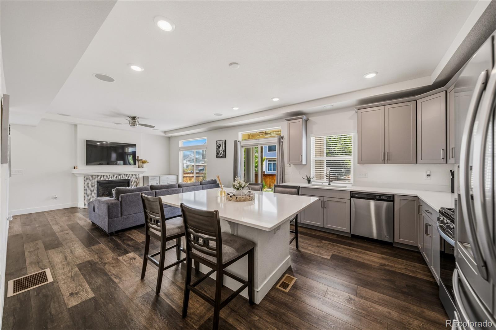 MLS Image #4 for 10178  walden court,commerce city, Colorado