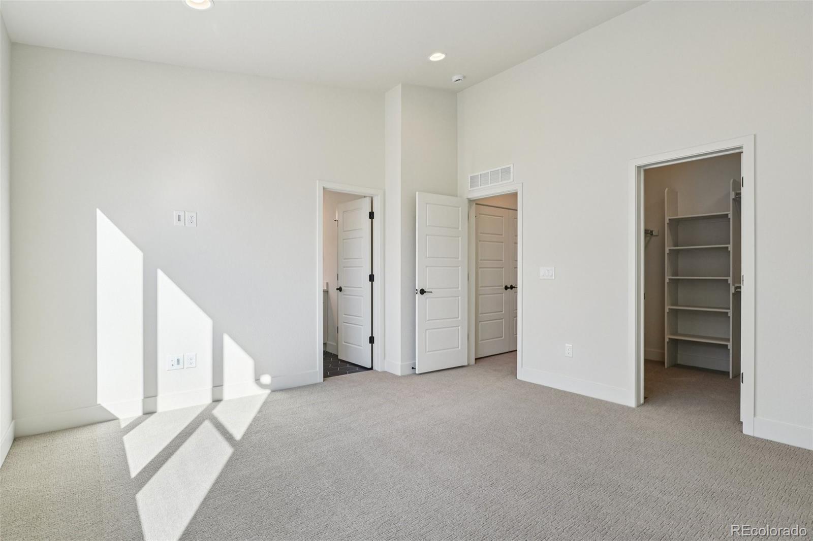 MLS Image #14 for 3126 w bonfils place,denver, Colorado