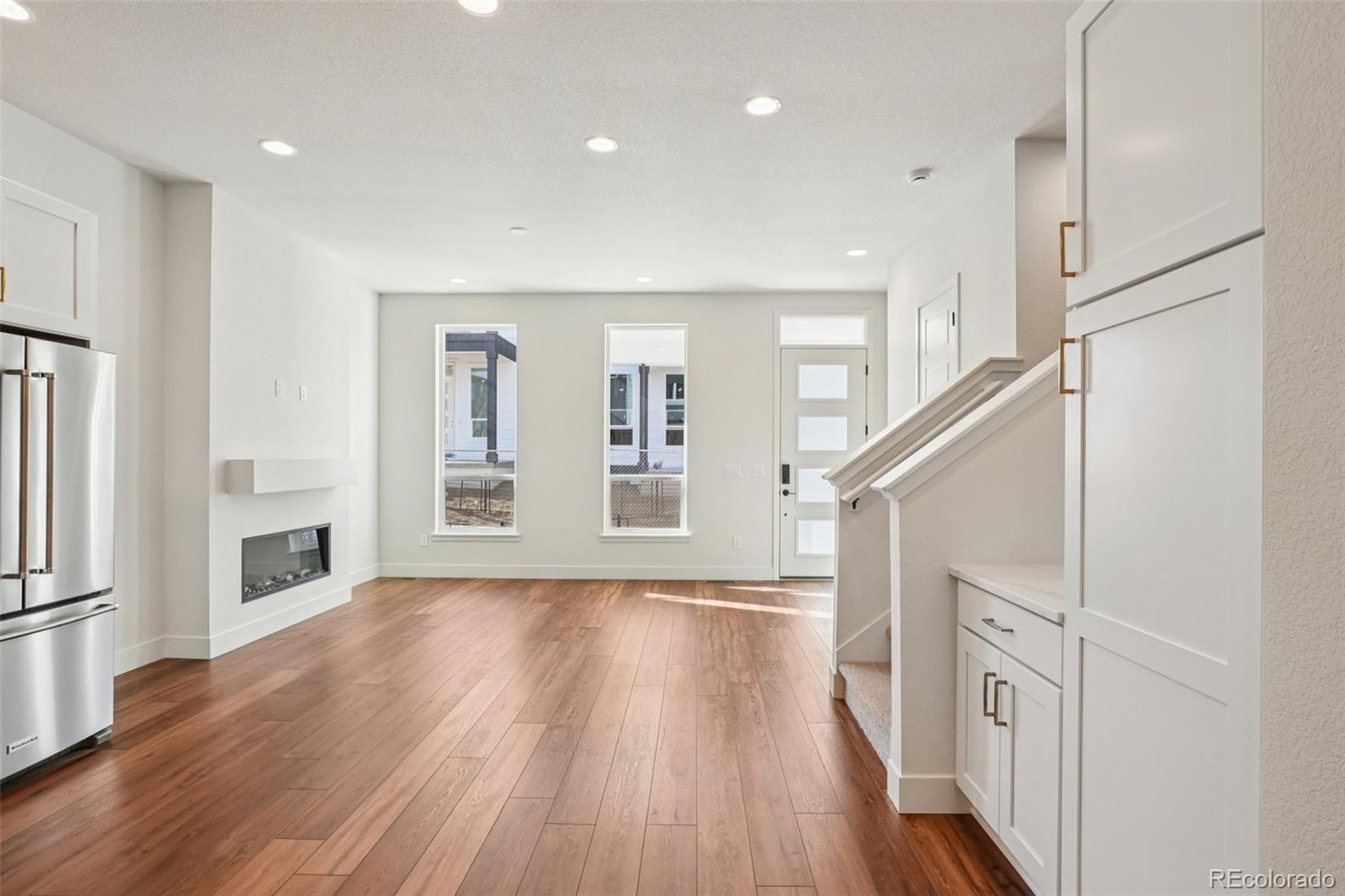 MLS Image #7 for 3126 w bonfils place,denver, Colorado