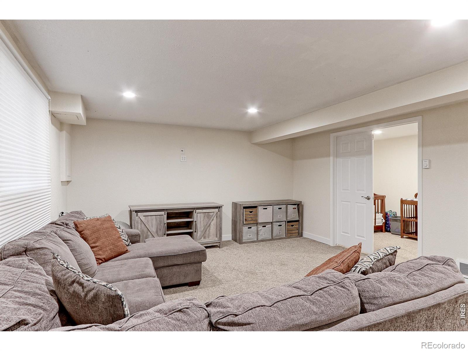 MLS Image #11 for 10939  grange creek drive,thornton, Colorado