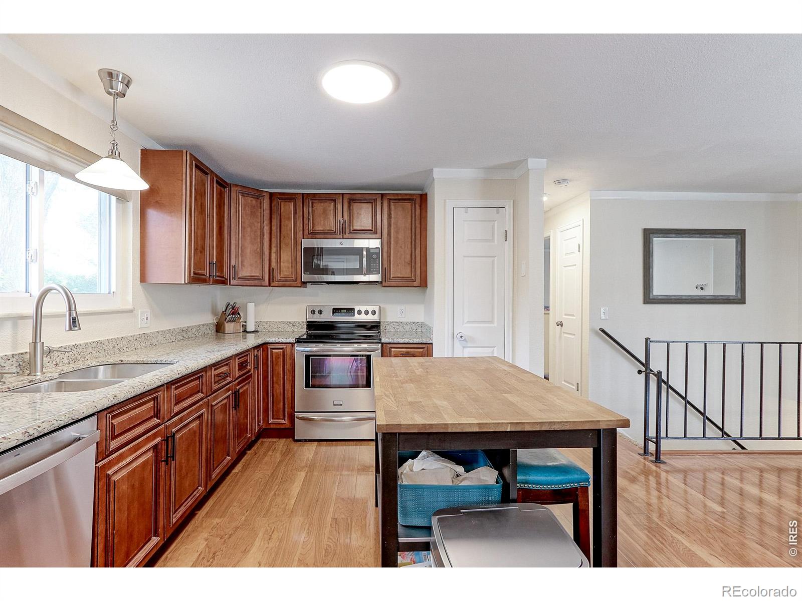 MLS Image #5 for 10939  grange creek drive,thornton, Colorado