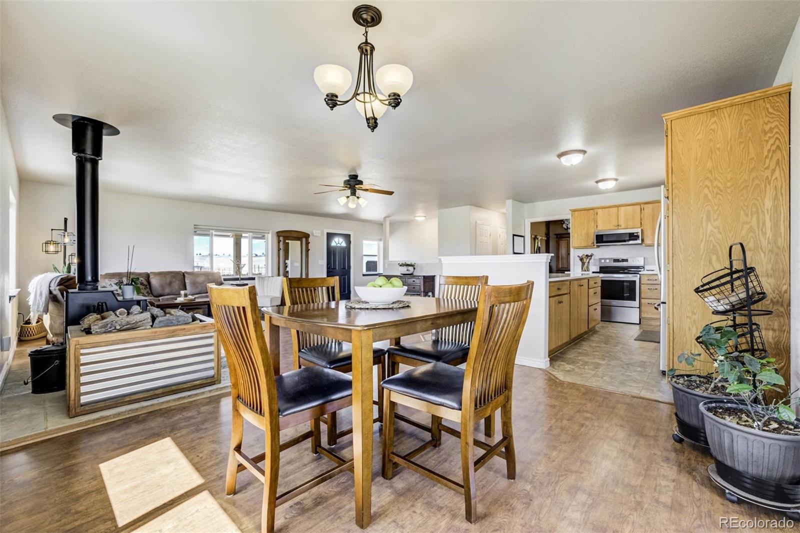 MLS Image #6 for 6555  echo ridge heights,colorado springs, Colorado