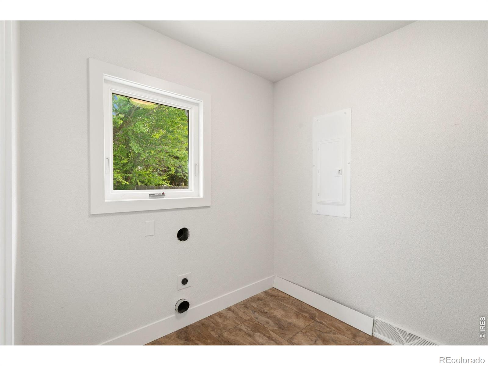 MLS Image #32 for 2602  cedar drive,loveland, Colorado