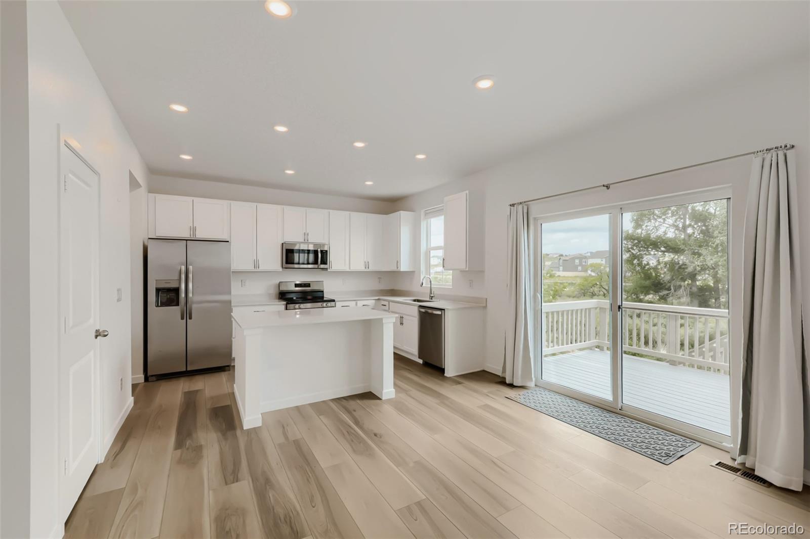 MLS Image #4 for 431  paloma way,elizabeth, Colorado